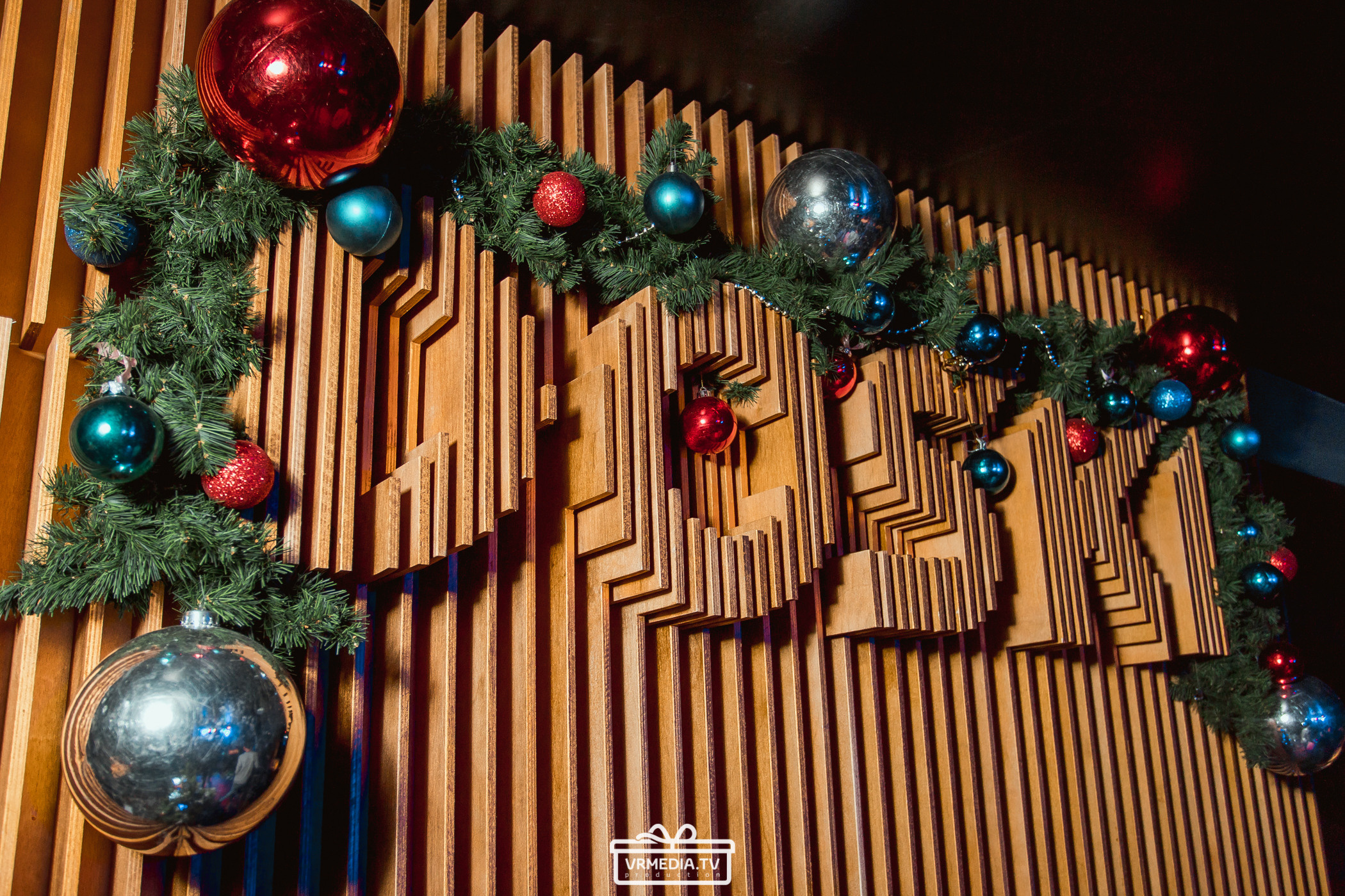 Новогодний вечер в баре «DOSKI»