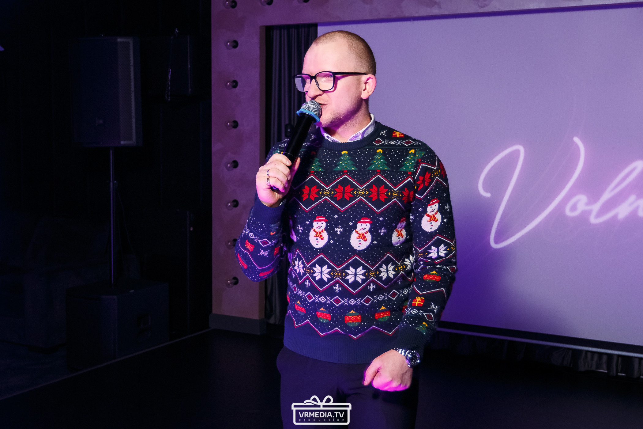 Merry Christmas в караоке-баре «Volna»