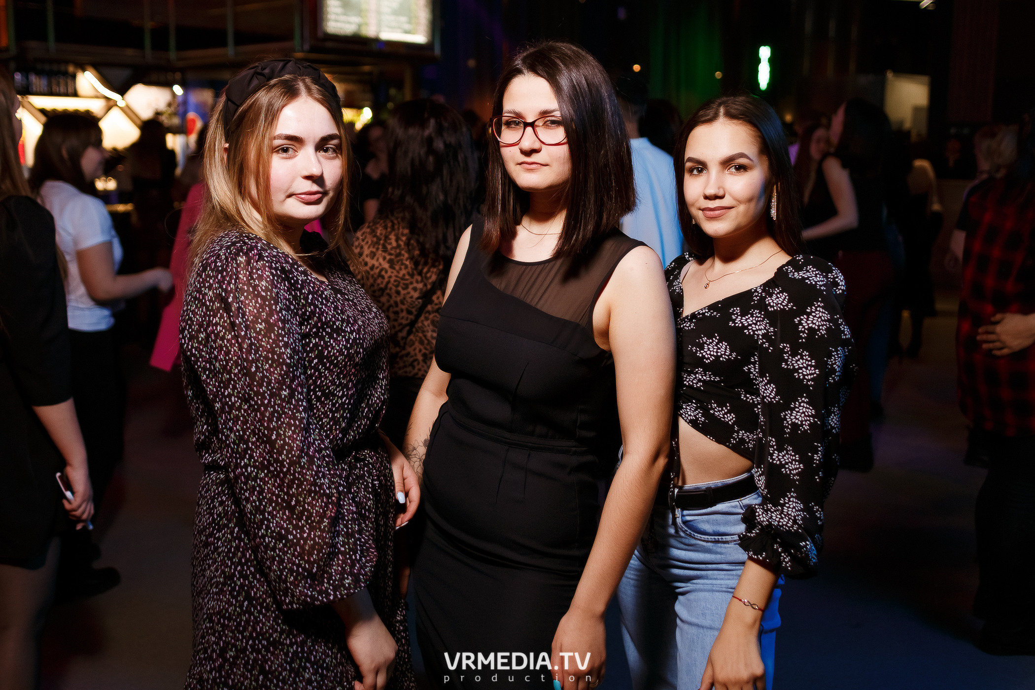 Выходные в баре «DOSKI»