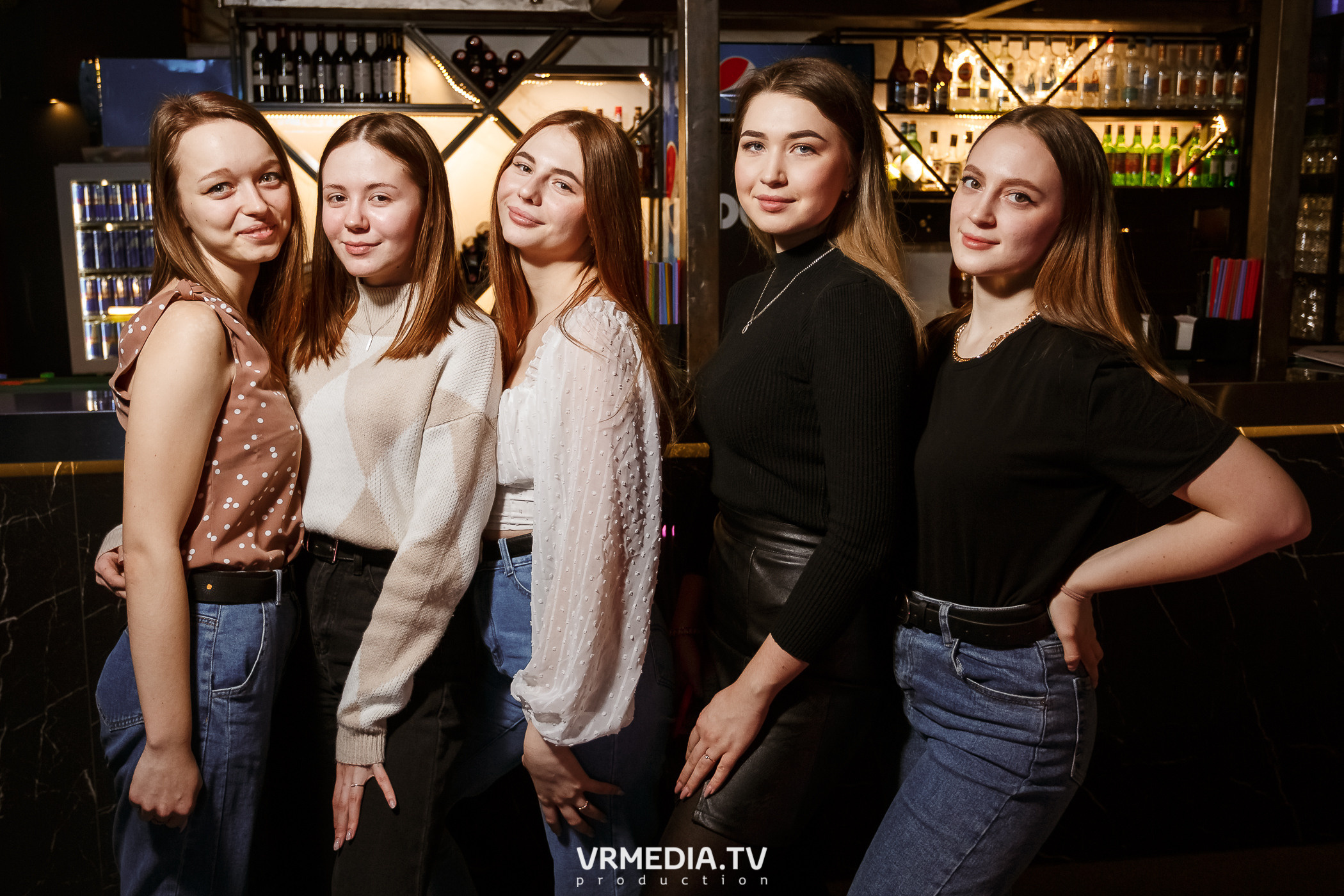 Выходные в баре «DOSKI»