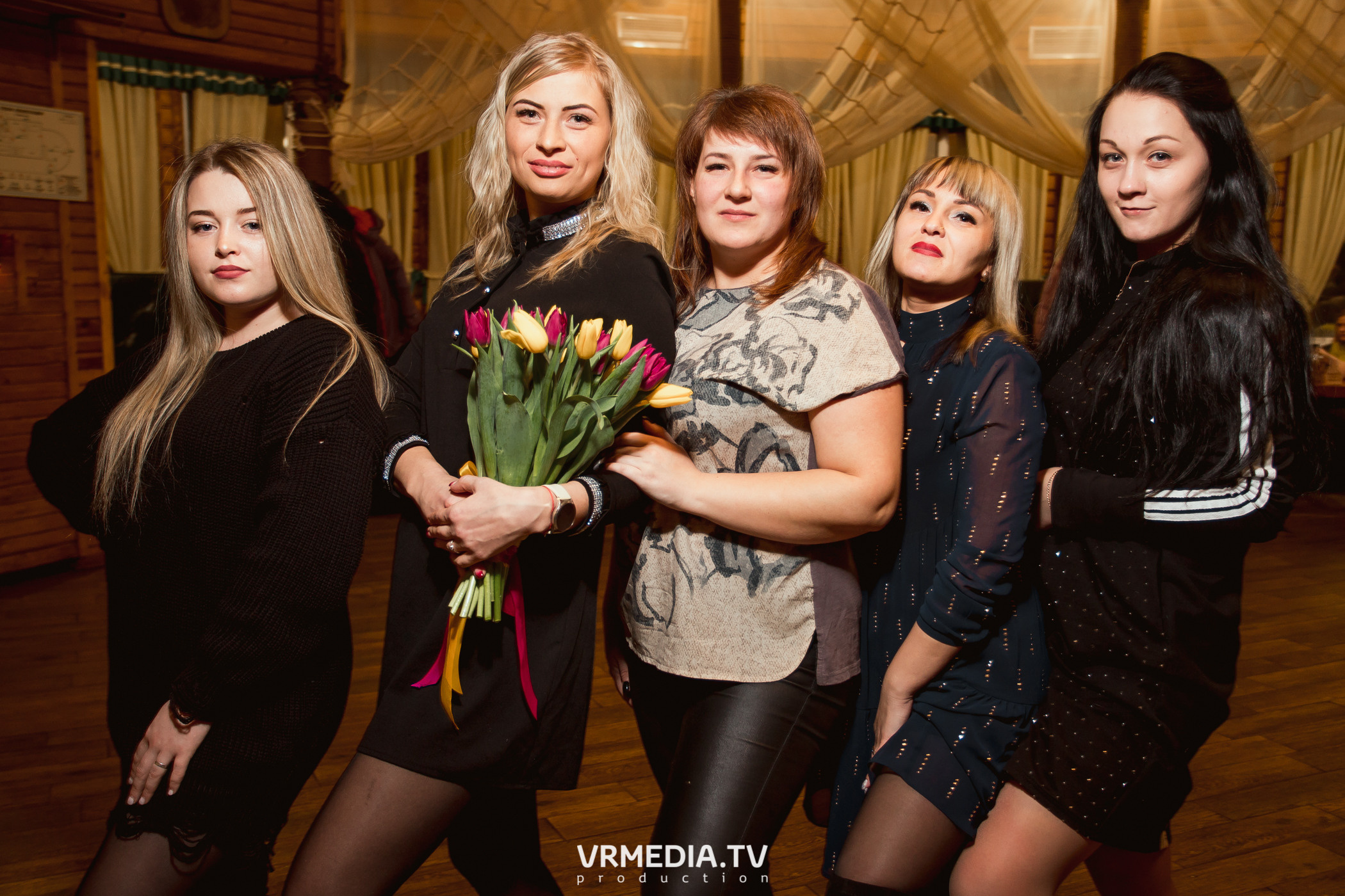 Международный женский день у «Петровича»