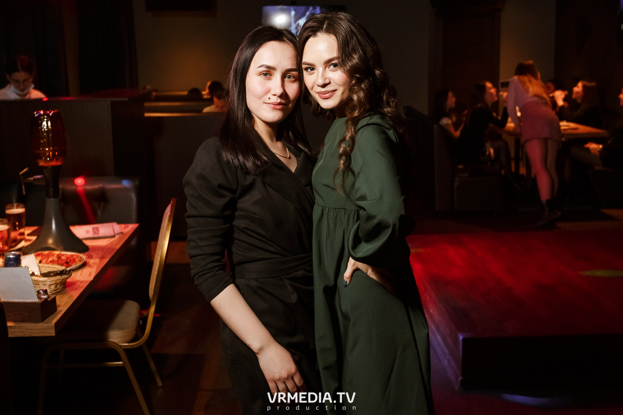 Выходные в баре «DOSKI»