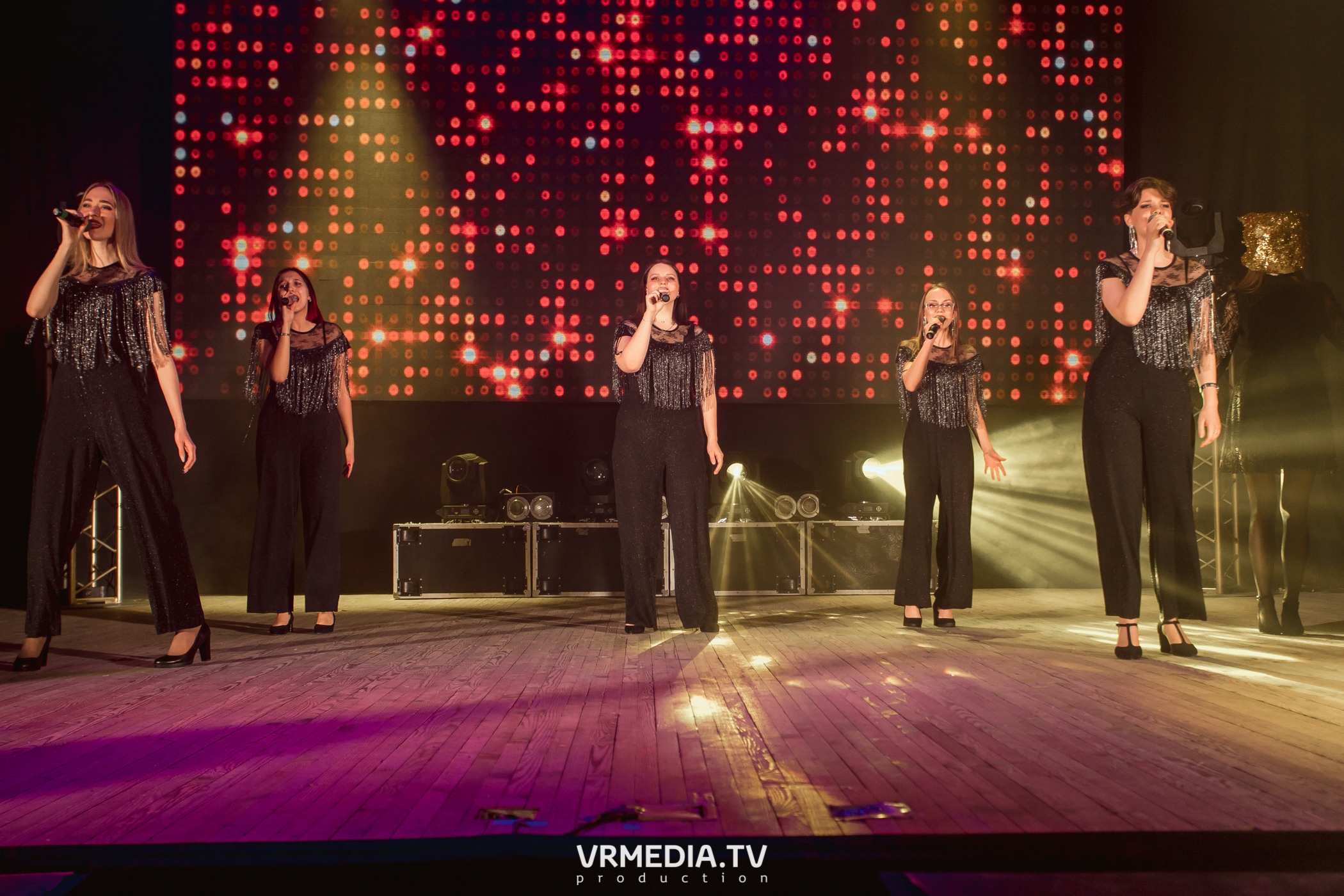 Гала-концерт фестиваля первокурсников «Давай Знакомиться» в КемГМУ