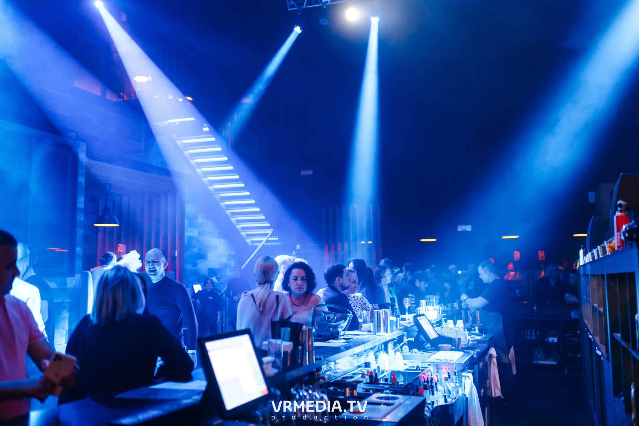 Выходные в ночном клубе «ЭФИР»