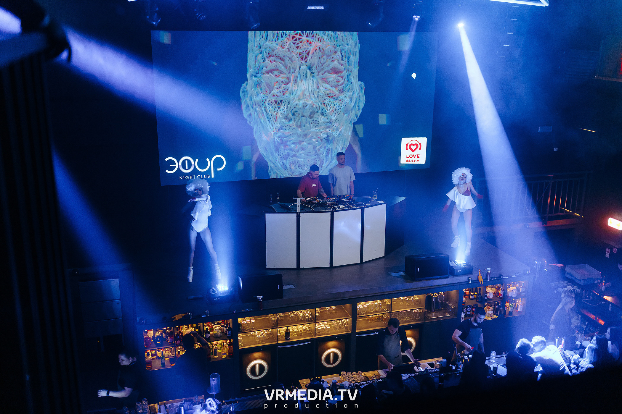 LOVE PARADE в ночном клубе «ЭФИР»