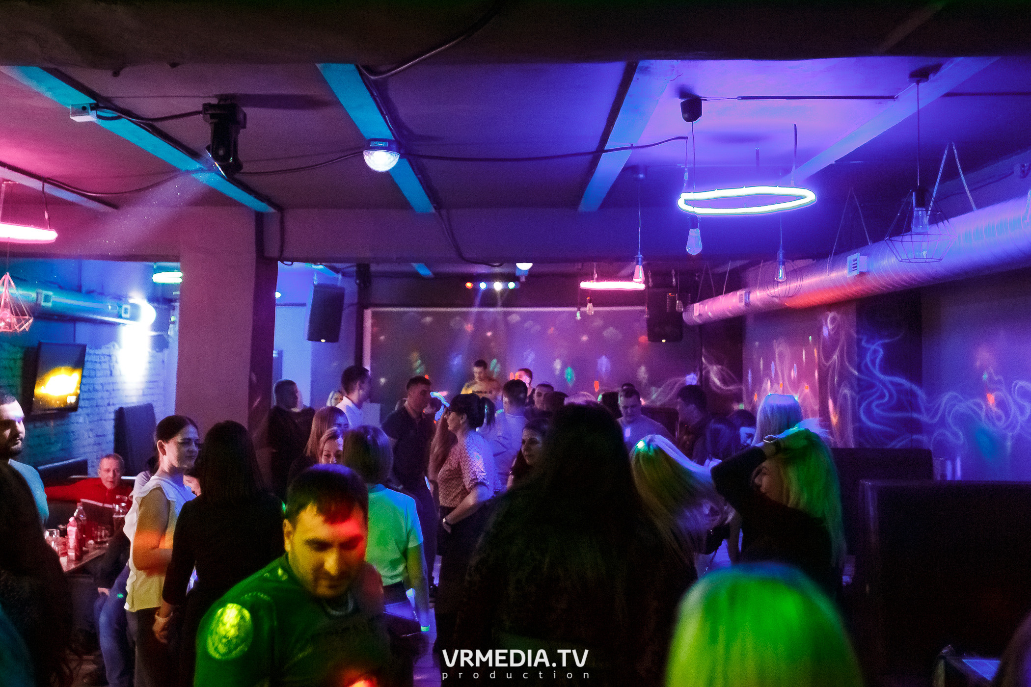 Выходные в баре «BORODA»