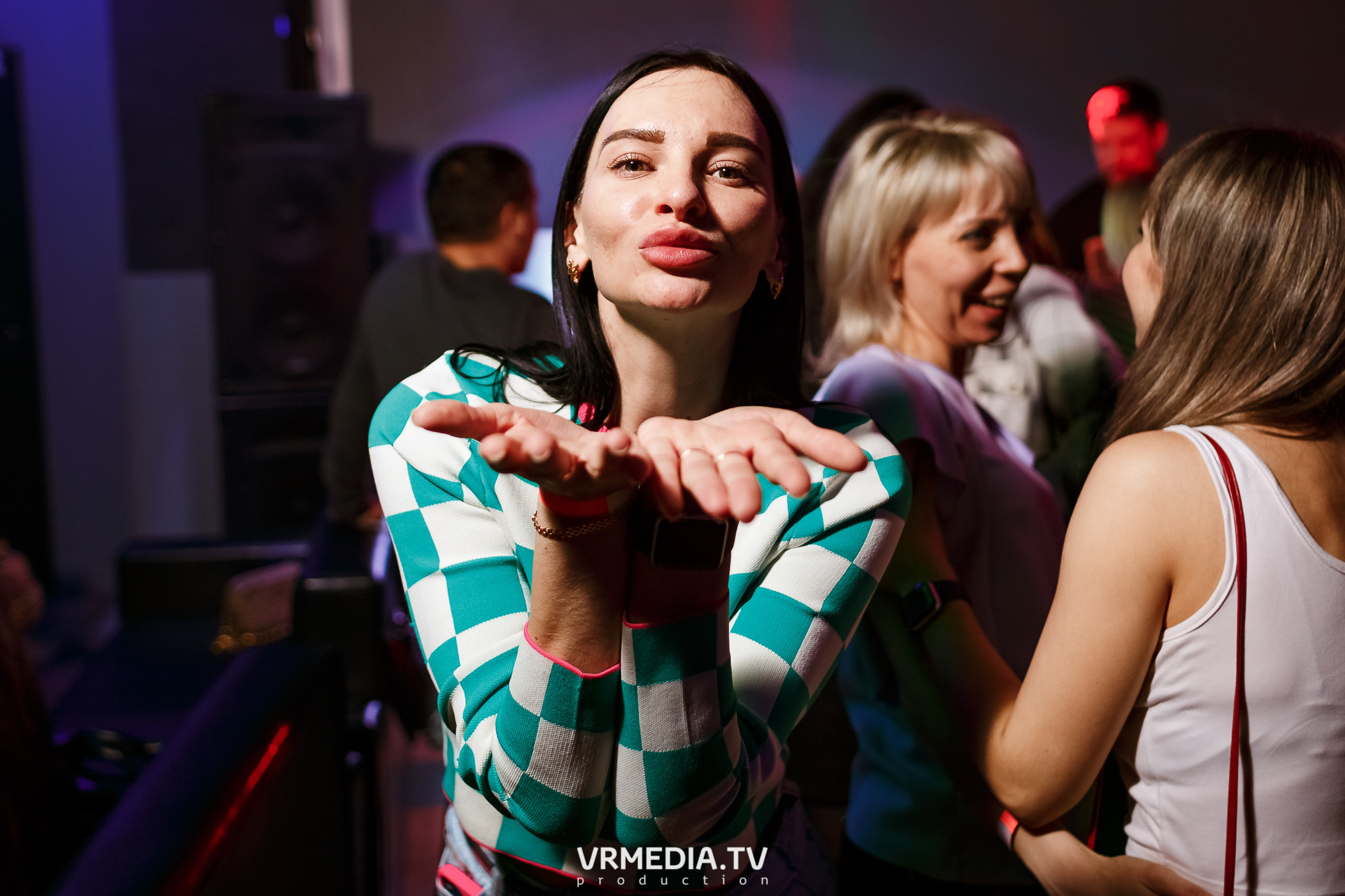 Международный женский день в баре «BORODA»