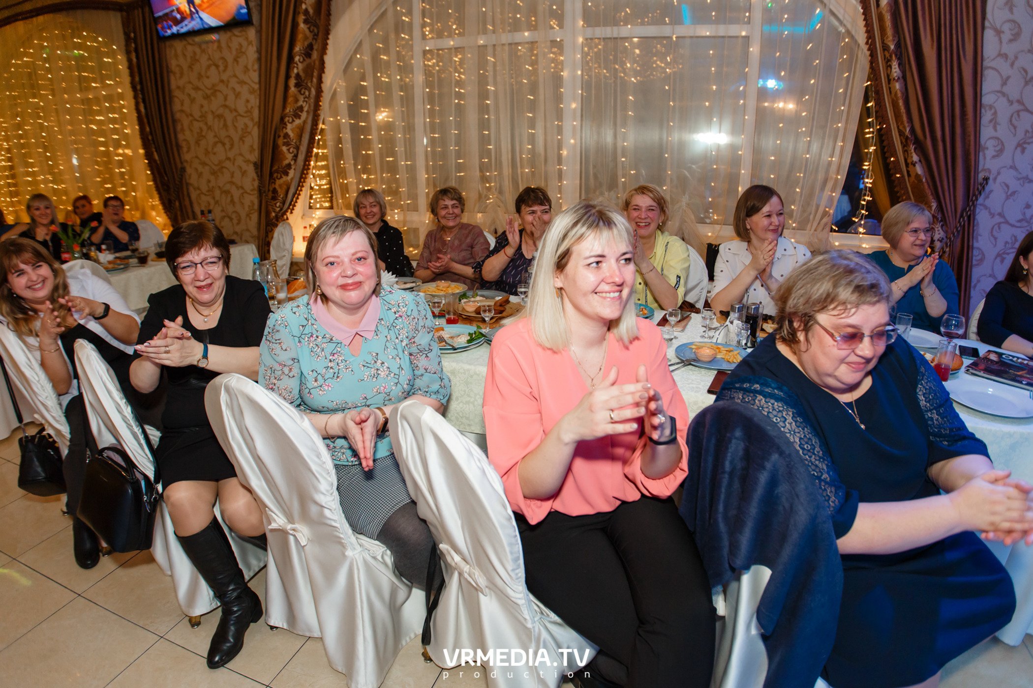 Международный женский день в ресторане «Лазурный Берег»