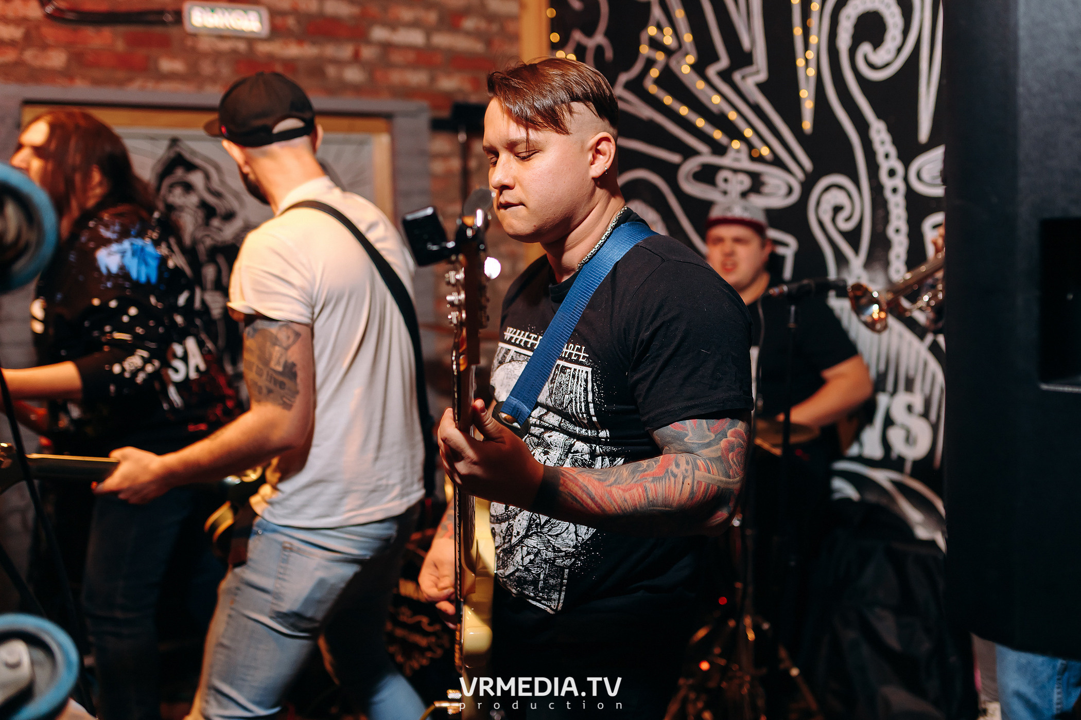 Happy birthday бар «Jawsspot»