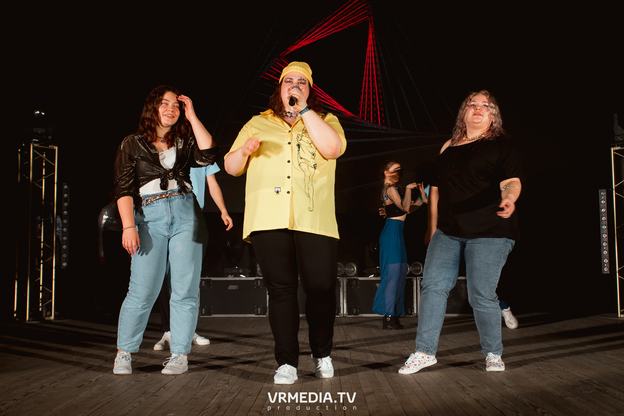 Гала-концерт фестиваля первокурсников «Давай Знакомиться» в КемГМУ