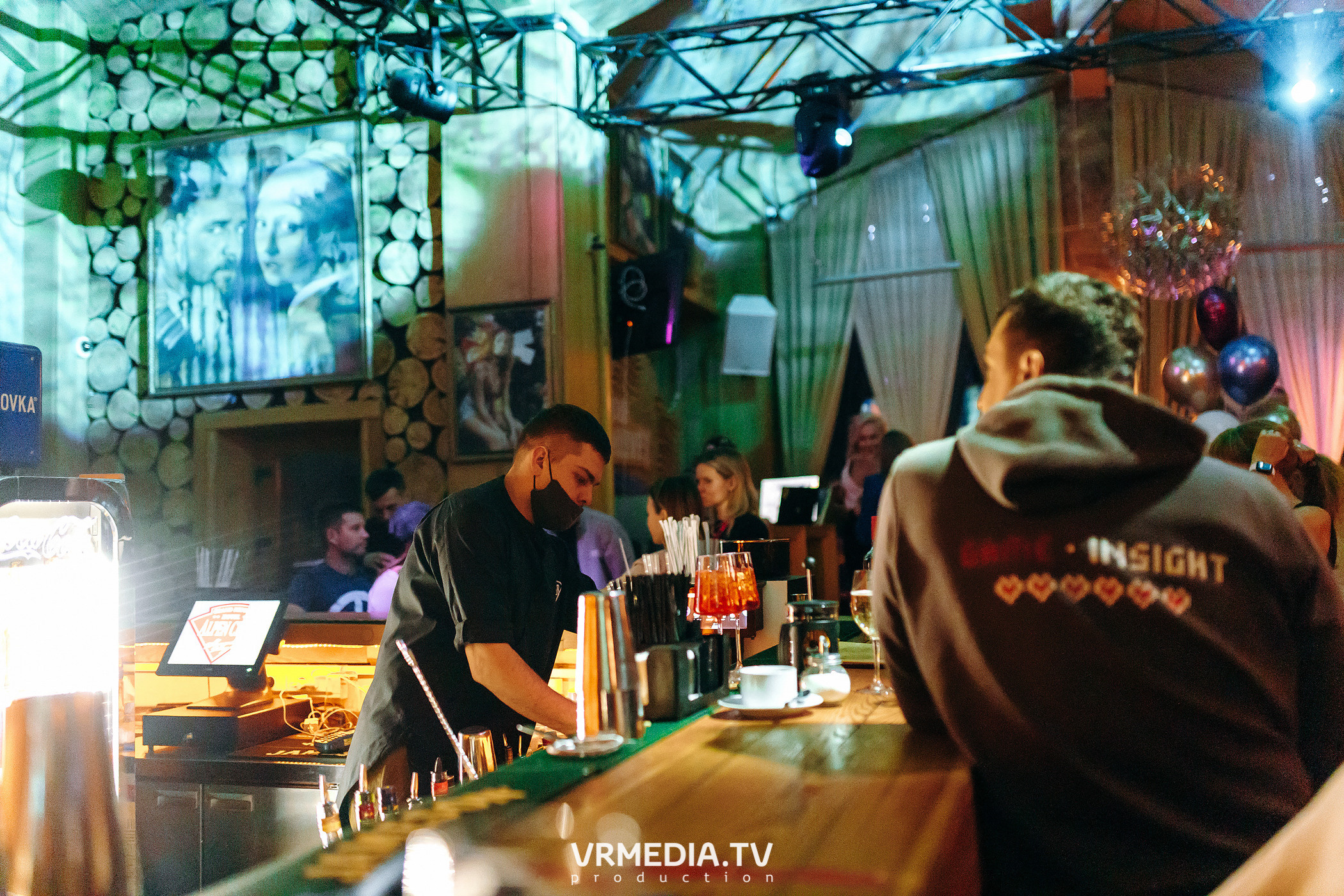 Международный женский день в «Alpen Club»