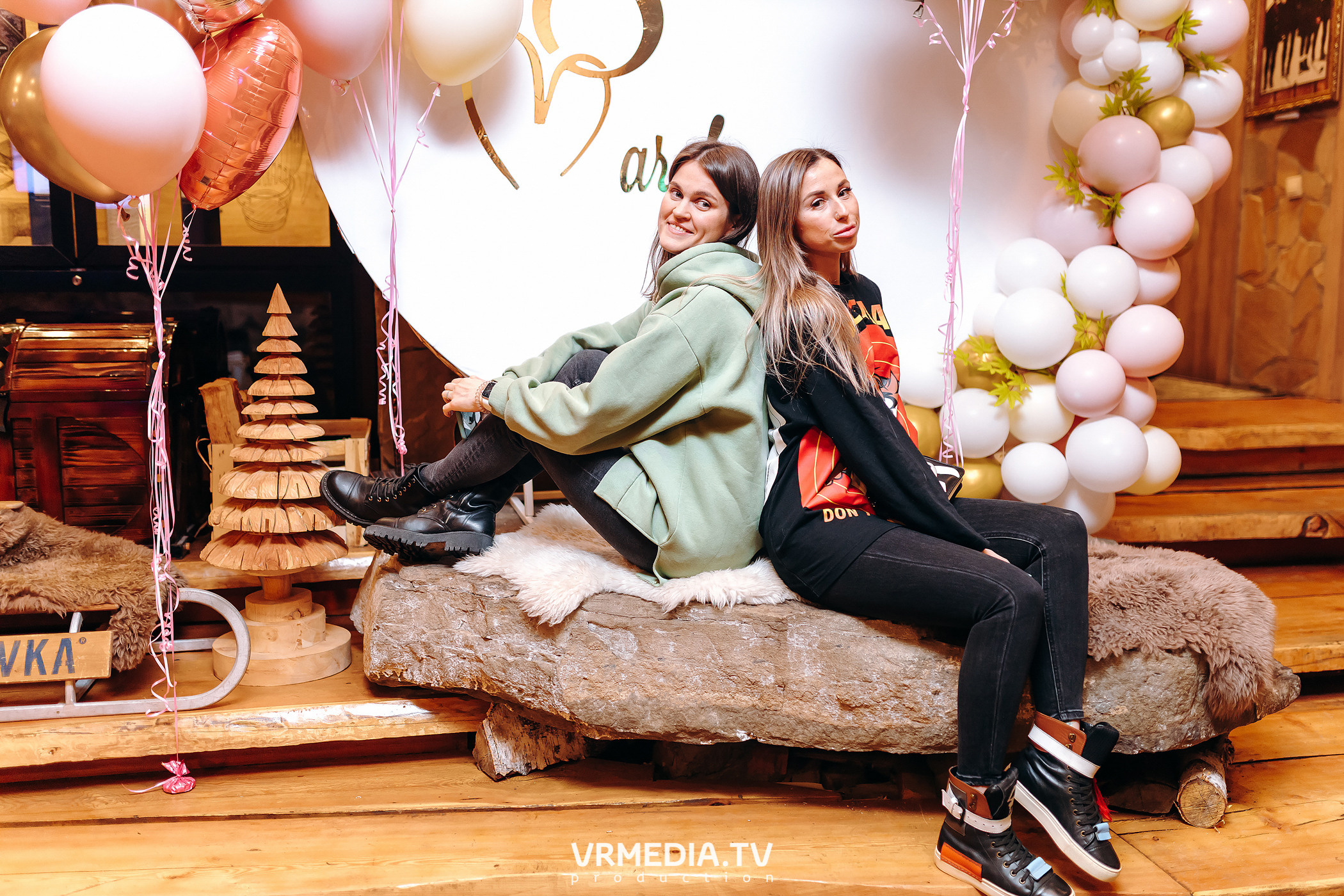 Международный женский день в «Alpen Club»