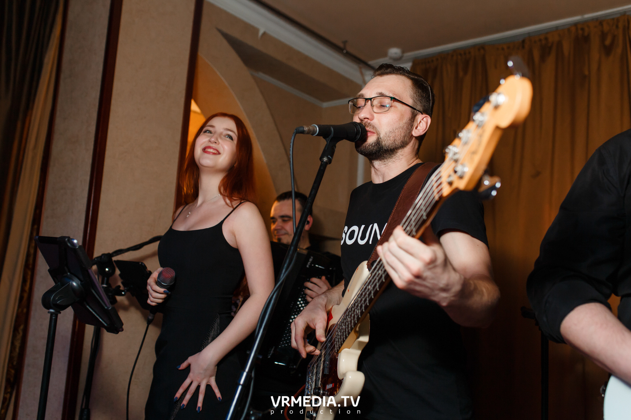 Международный женский день в ресторане «Лазурный Берег»