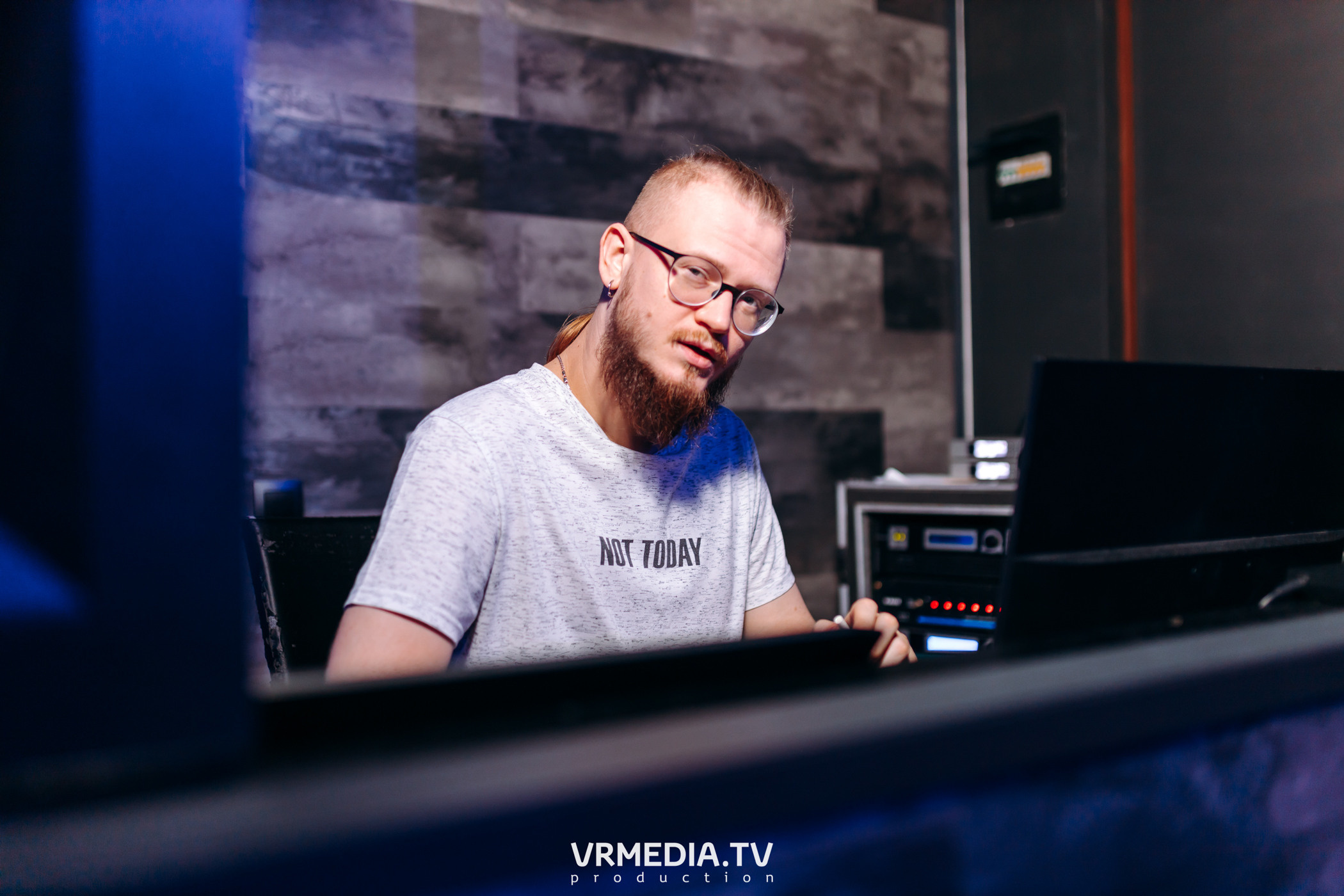 Выходные в ночном клубе «ЭФИР»