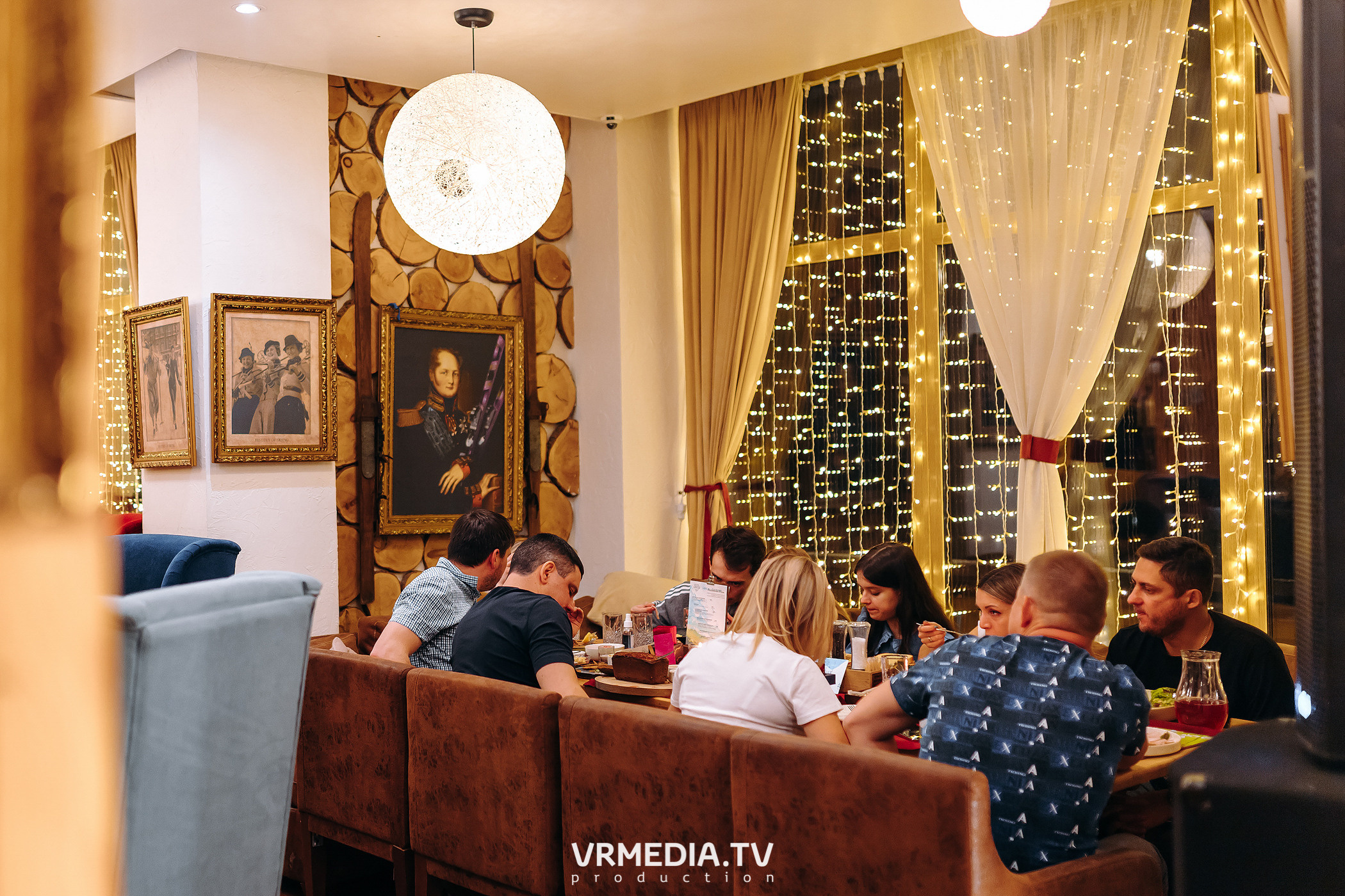 Международный женский день в «Alpen Club»