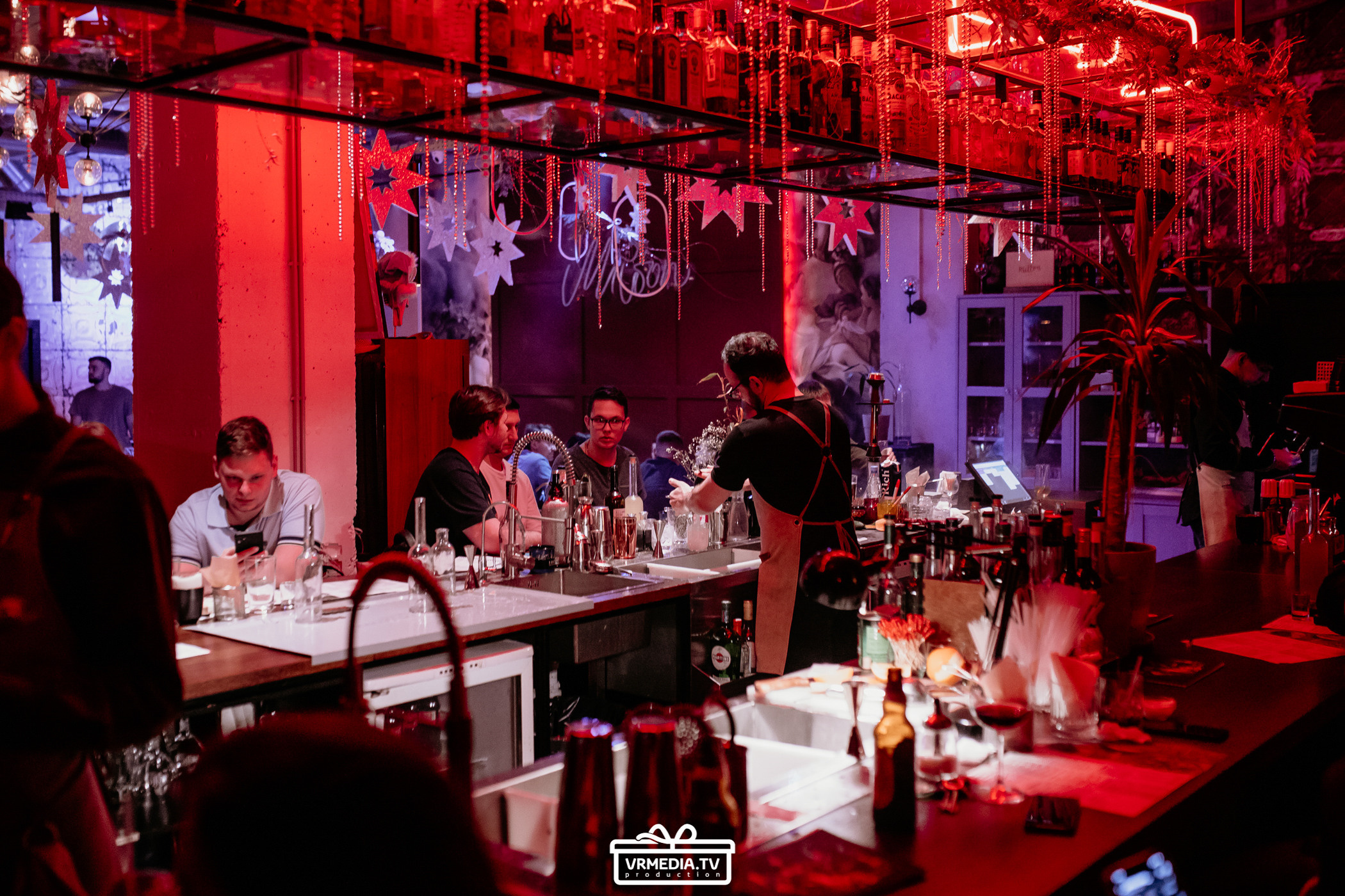 Новогодний вечер в баре «Milton»