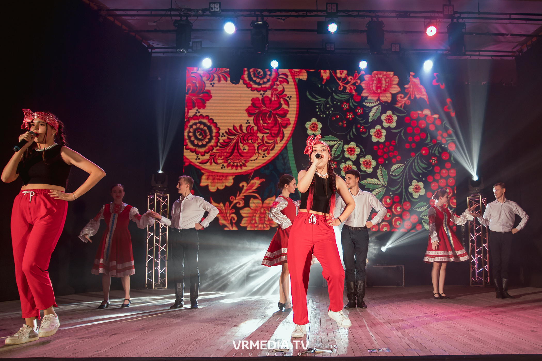 Гала-концерт фестиваля первокурсников «Давай Знакомиться» в КемГМУ