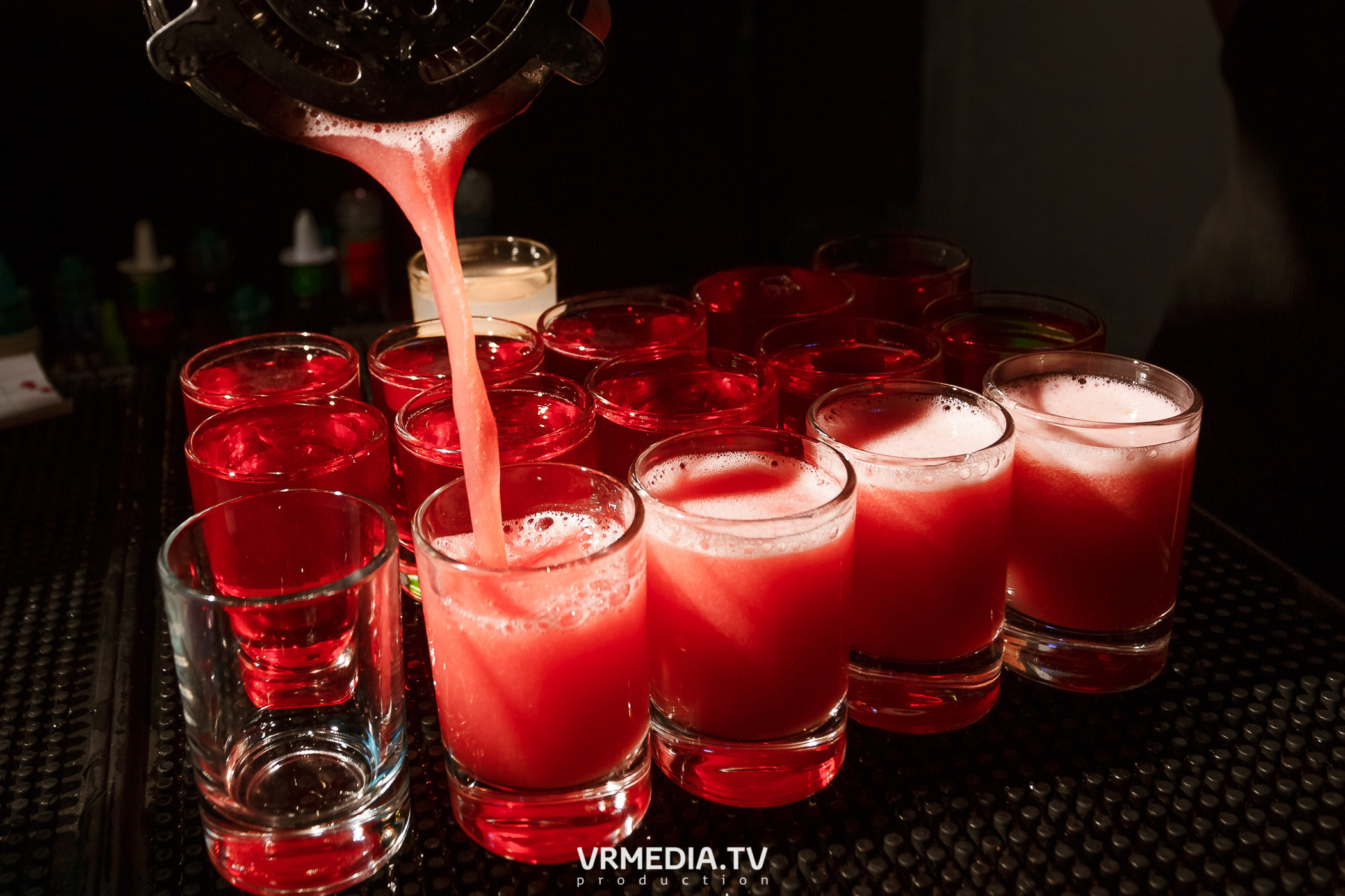 Выходные в баре «DOSKI»