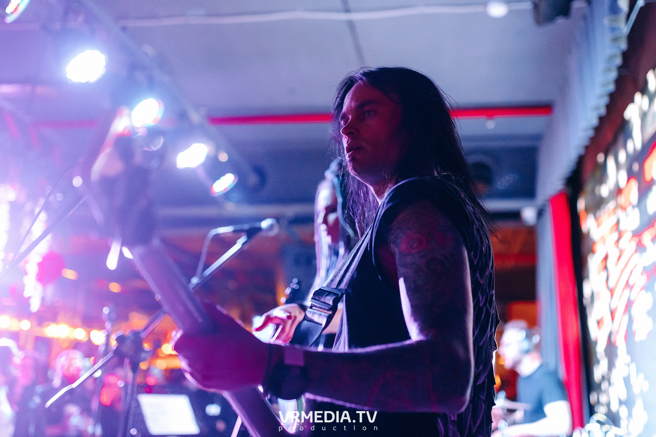 ЛИNДА в гриль-баре «Жара»