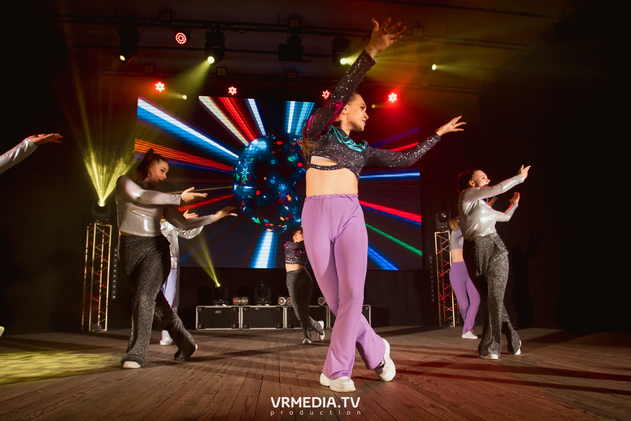 Гала-концерт фестиваля первокурсников «Давай Знакомиться» в КемГМУ