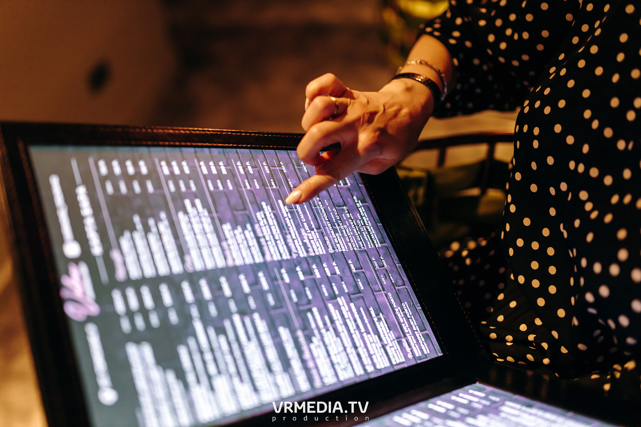 Выходные в караоке-баре «Volna»