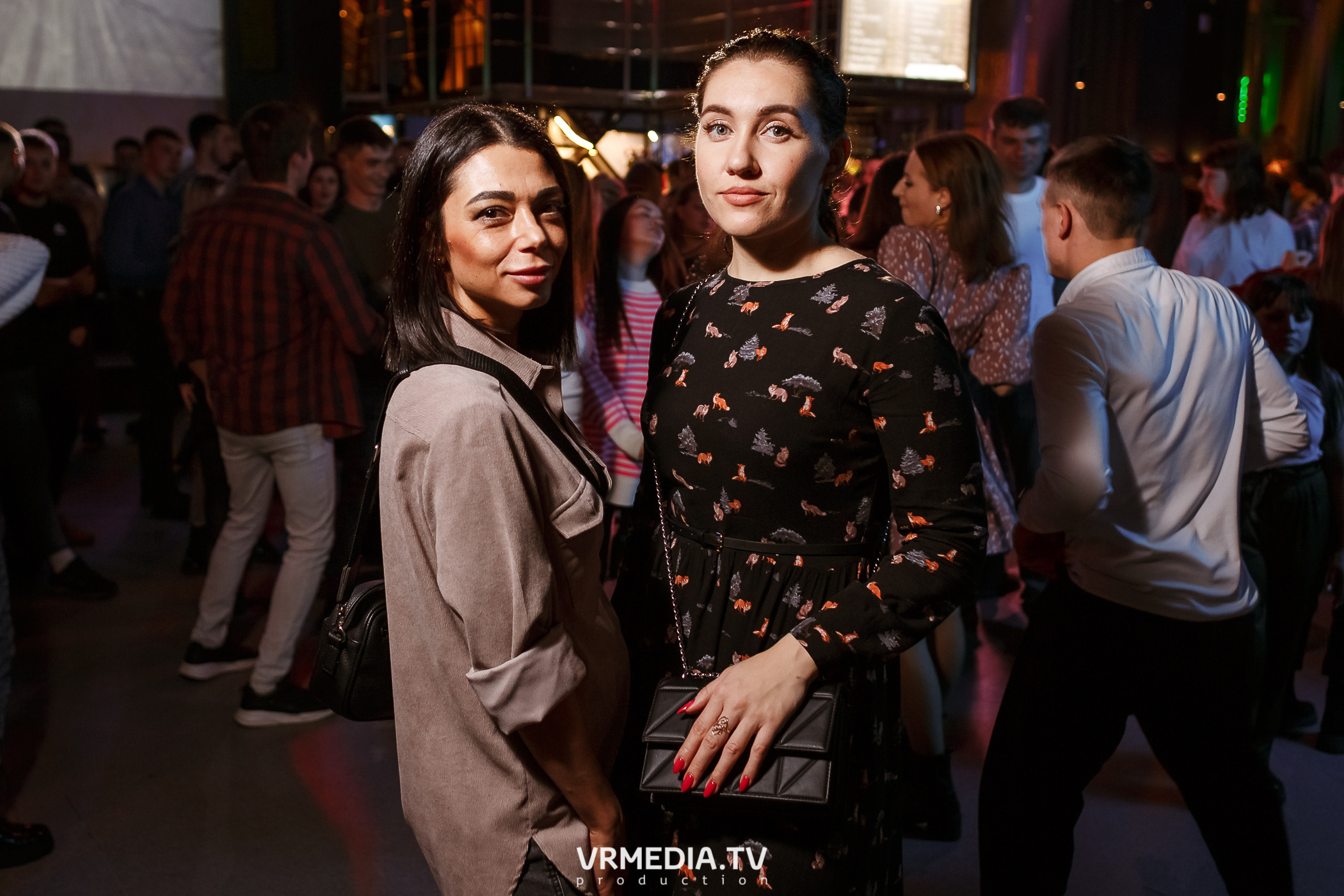 Выходные в баре «DOSKI»