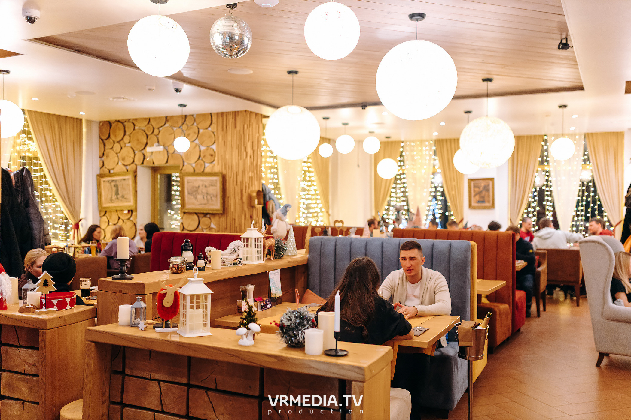 Международный женский день в «Alpen Club»