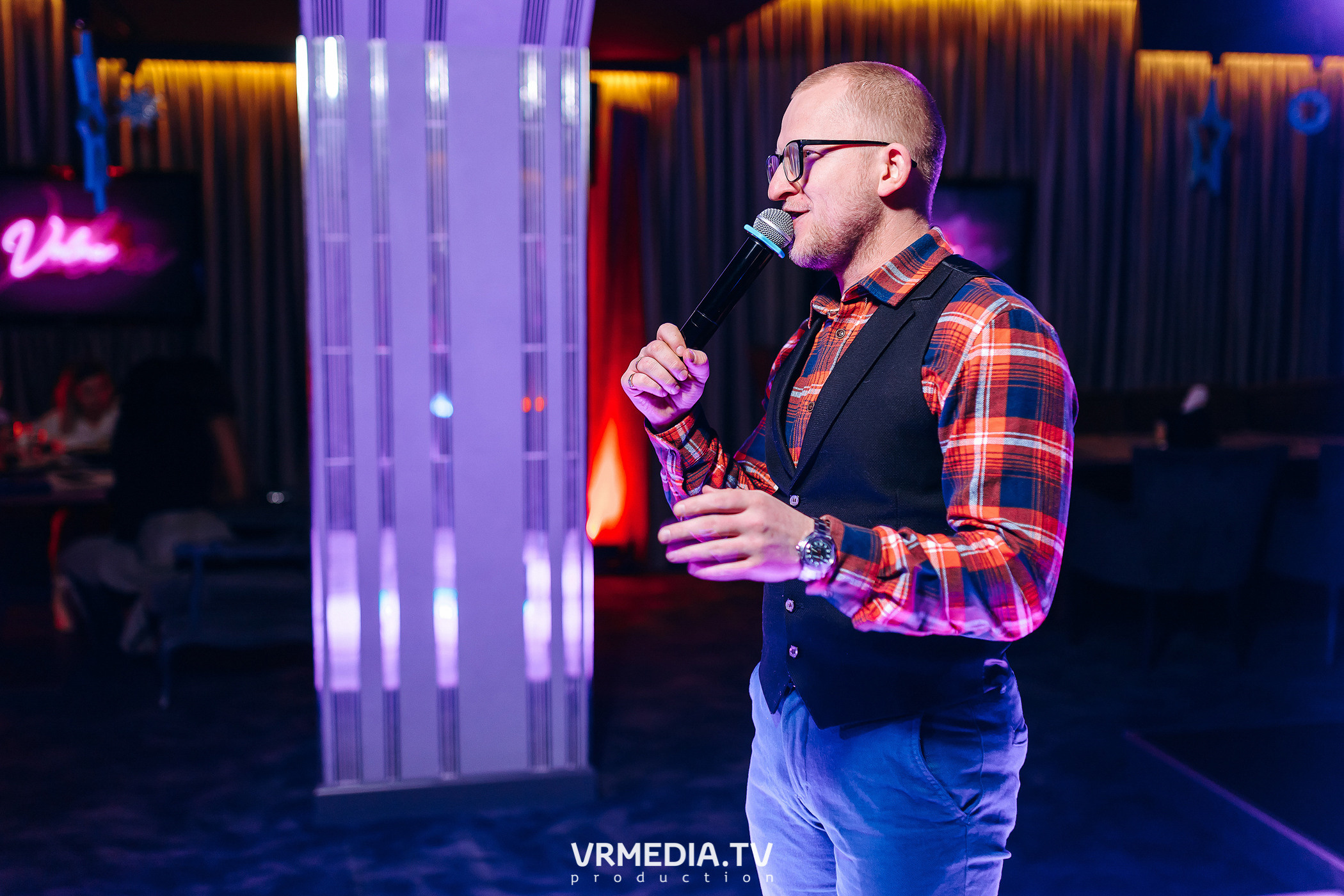 Старый новый год в караоке-баре «Volna»