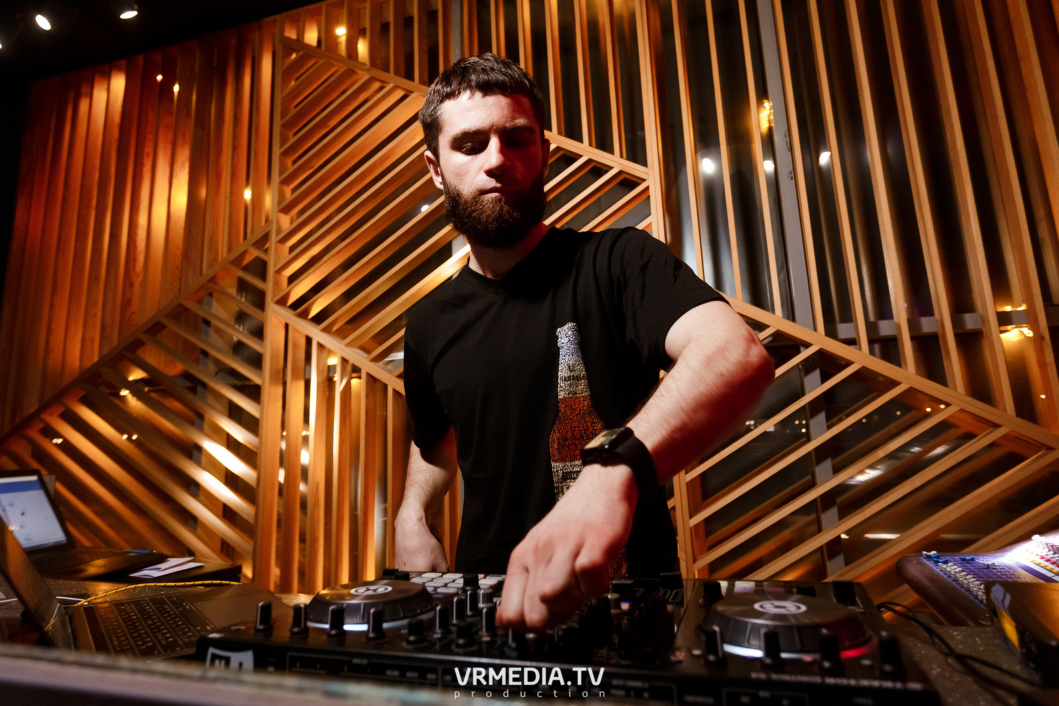 Выходные в баре «DOSKI»