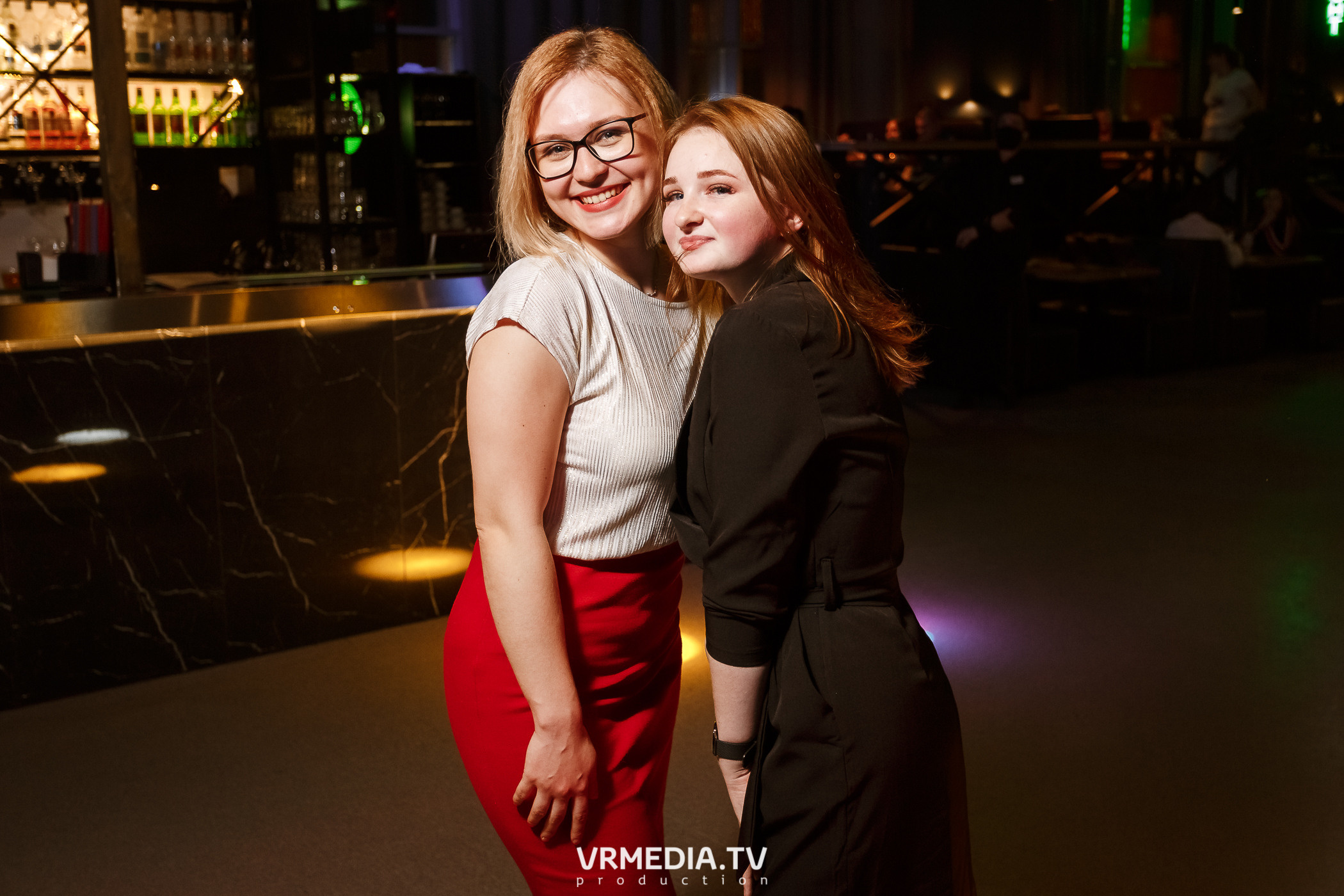 Выходные в баре «DOSKI»