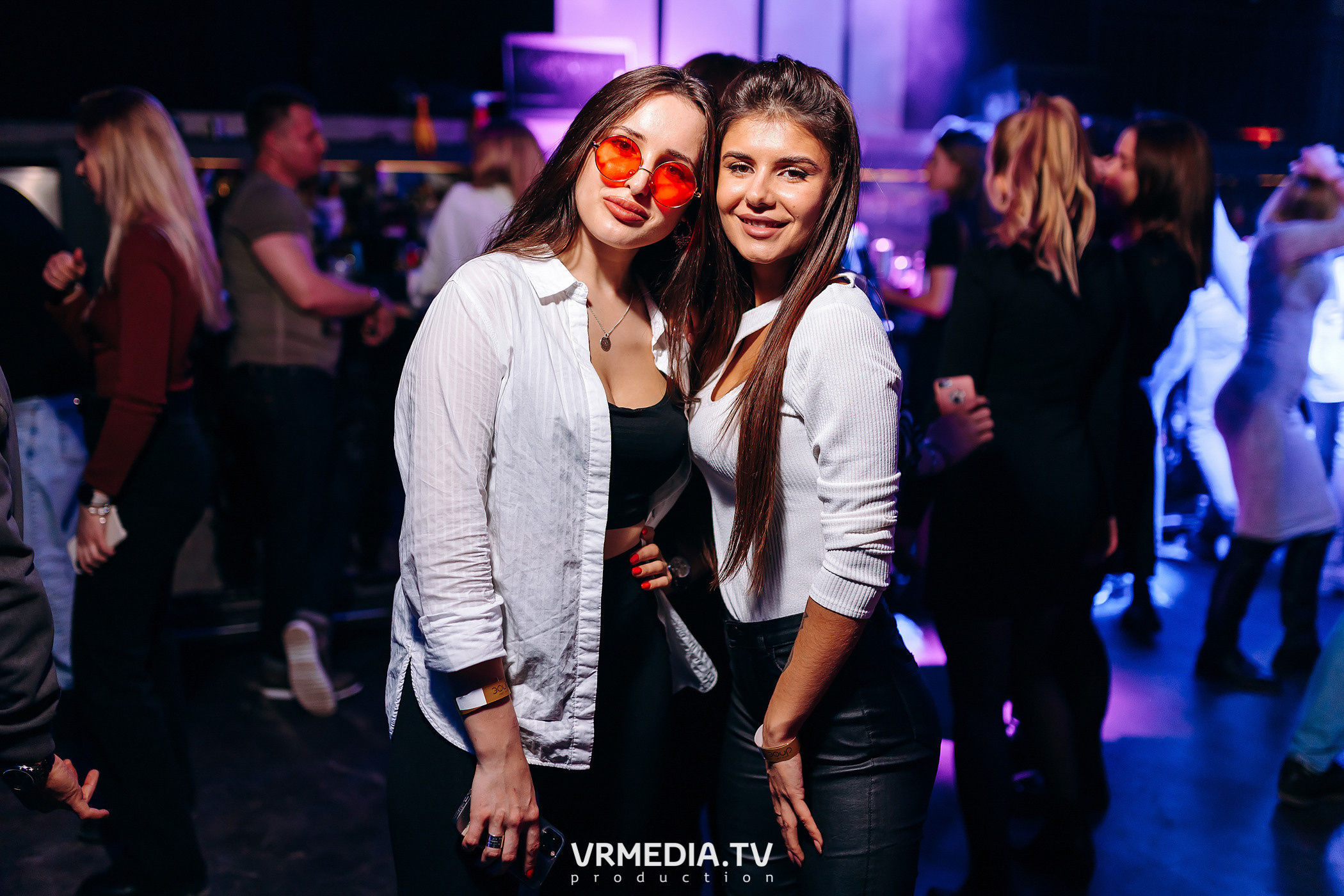 Live Broadcast в ночном клубе «ЭФИР»