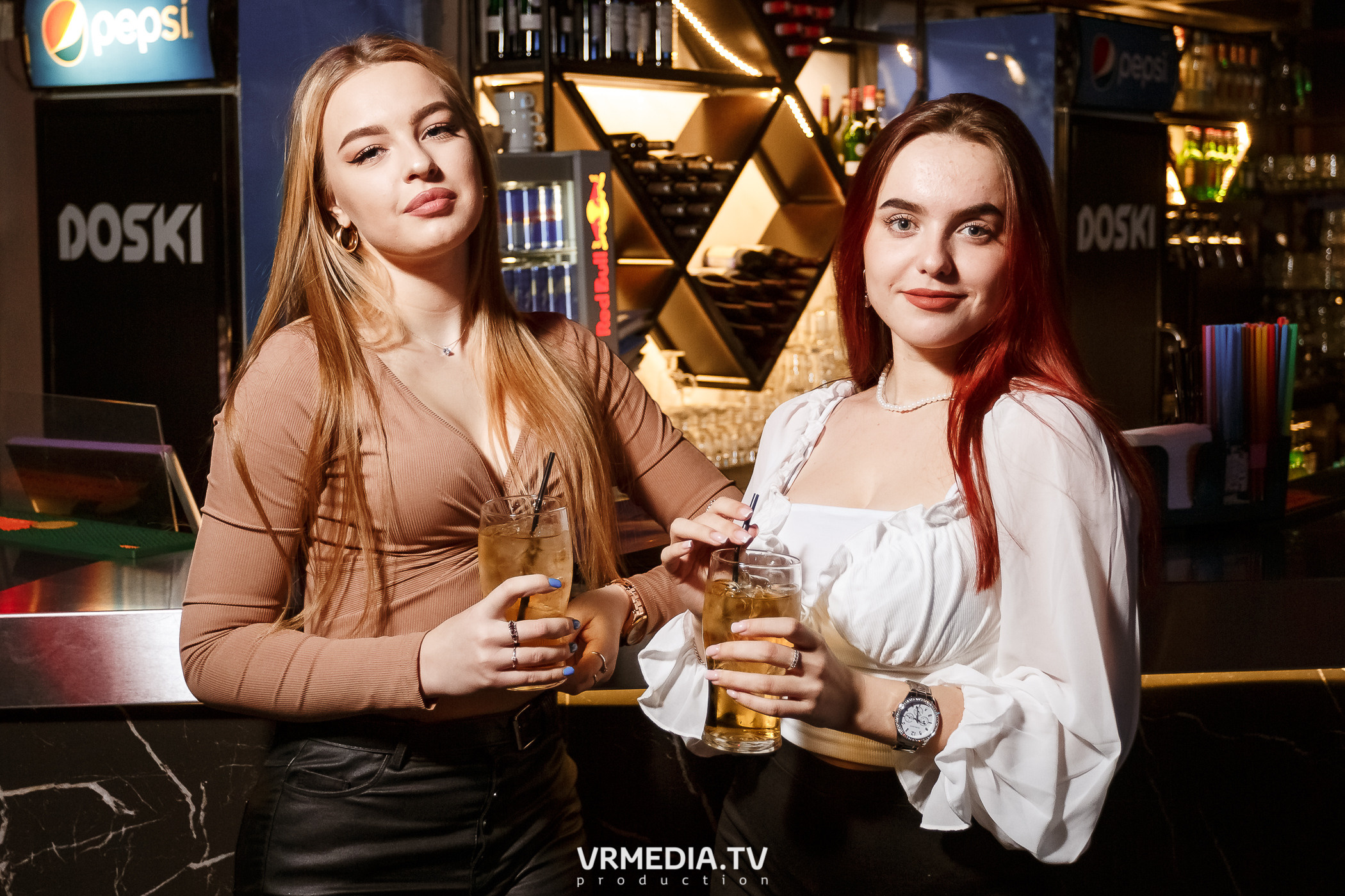 Выходные в баре «DOSKI»