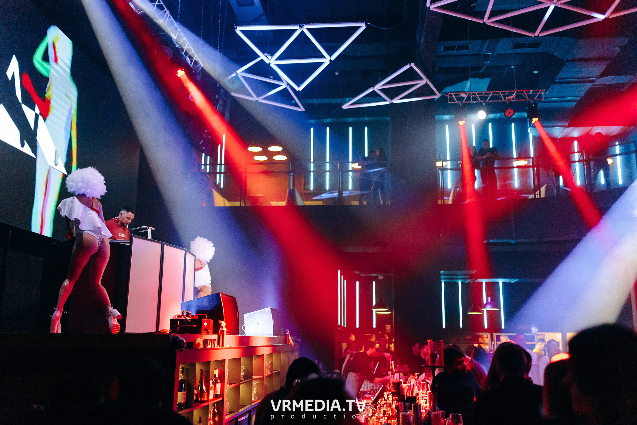 LOVE PARADE в ночном клубе «ЭФИР»