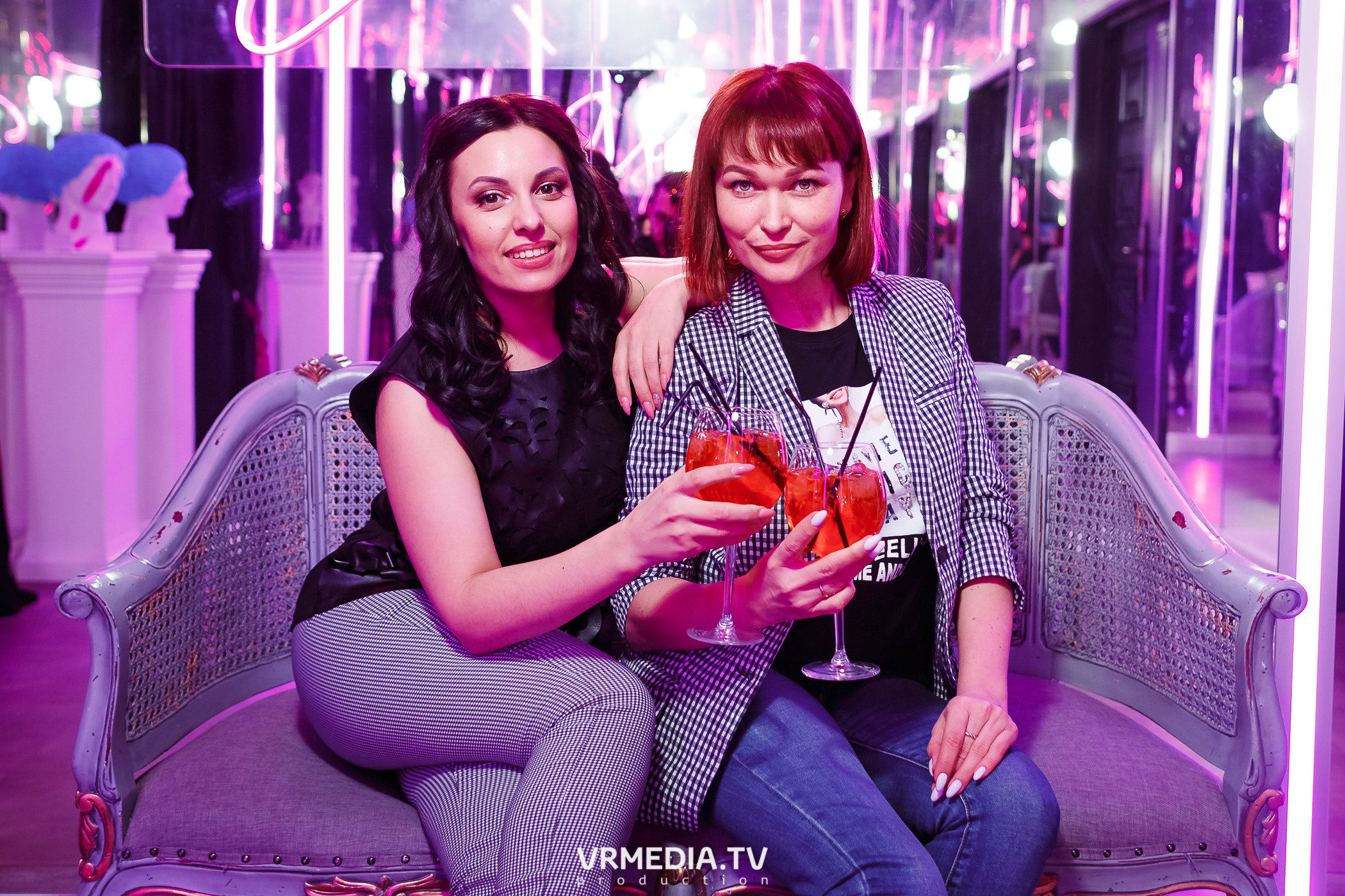 Spring Fever в караоке-баре «Volna»