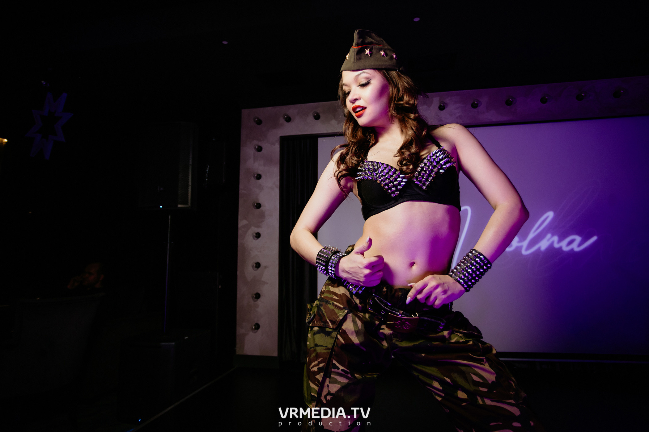 I`m a man в караоке-баре «Volna»