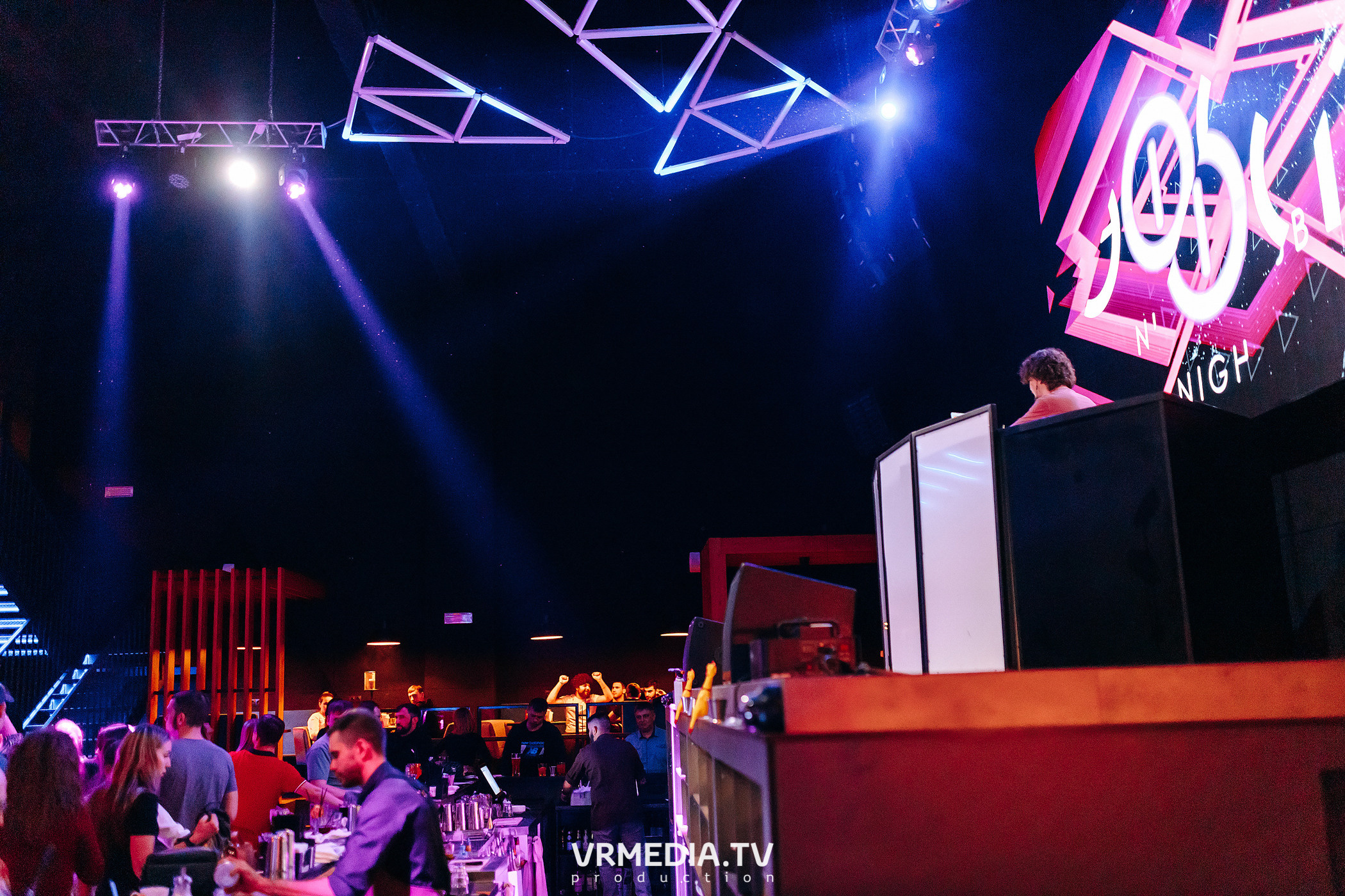 Live Broadcast в ночном клубе «ЭФИР»