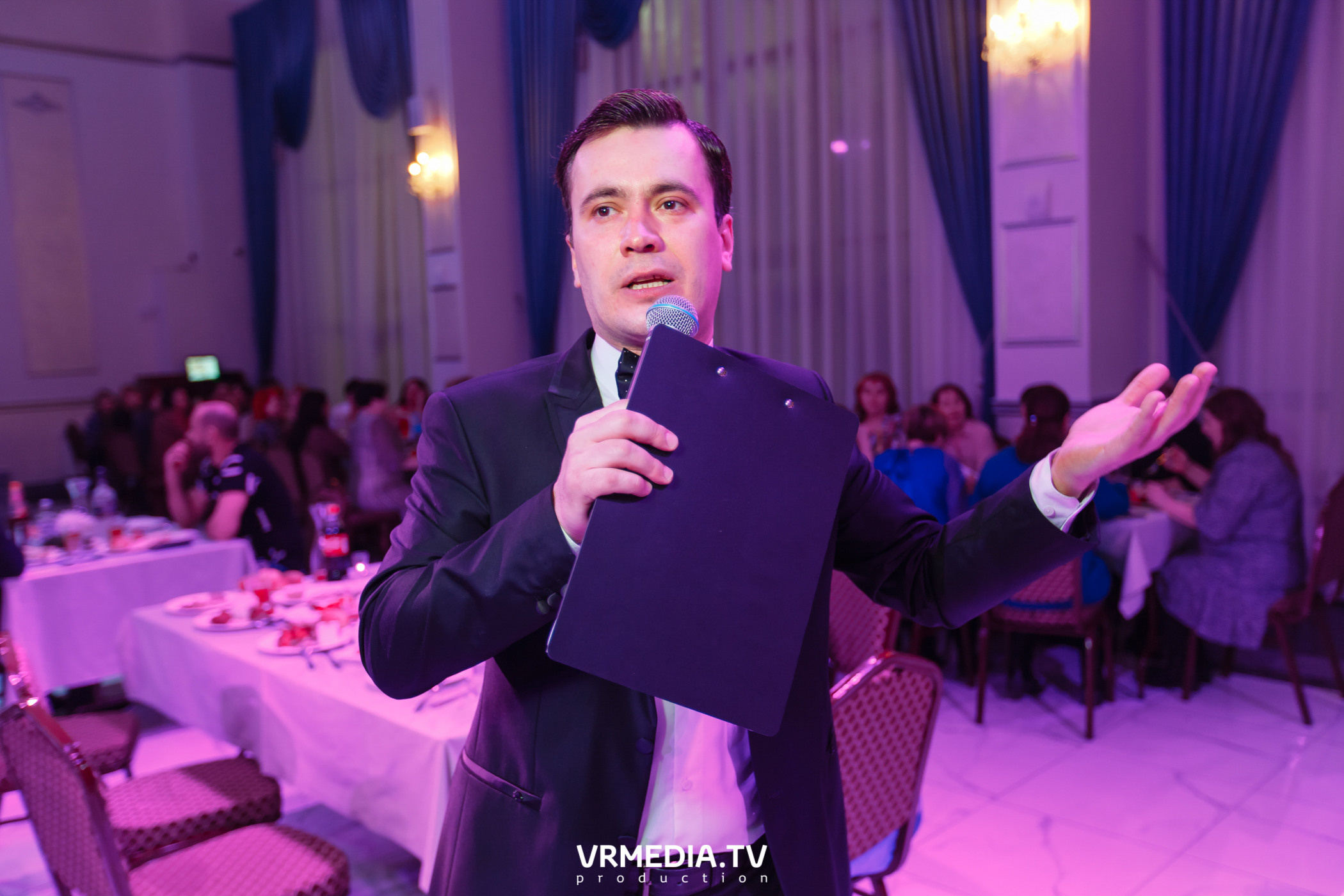 Международный женский день в ресторане «Paradise»