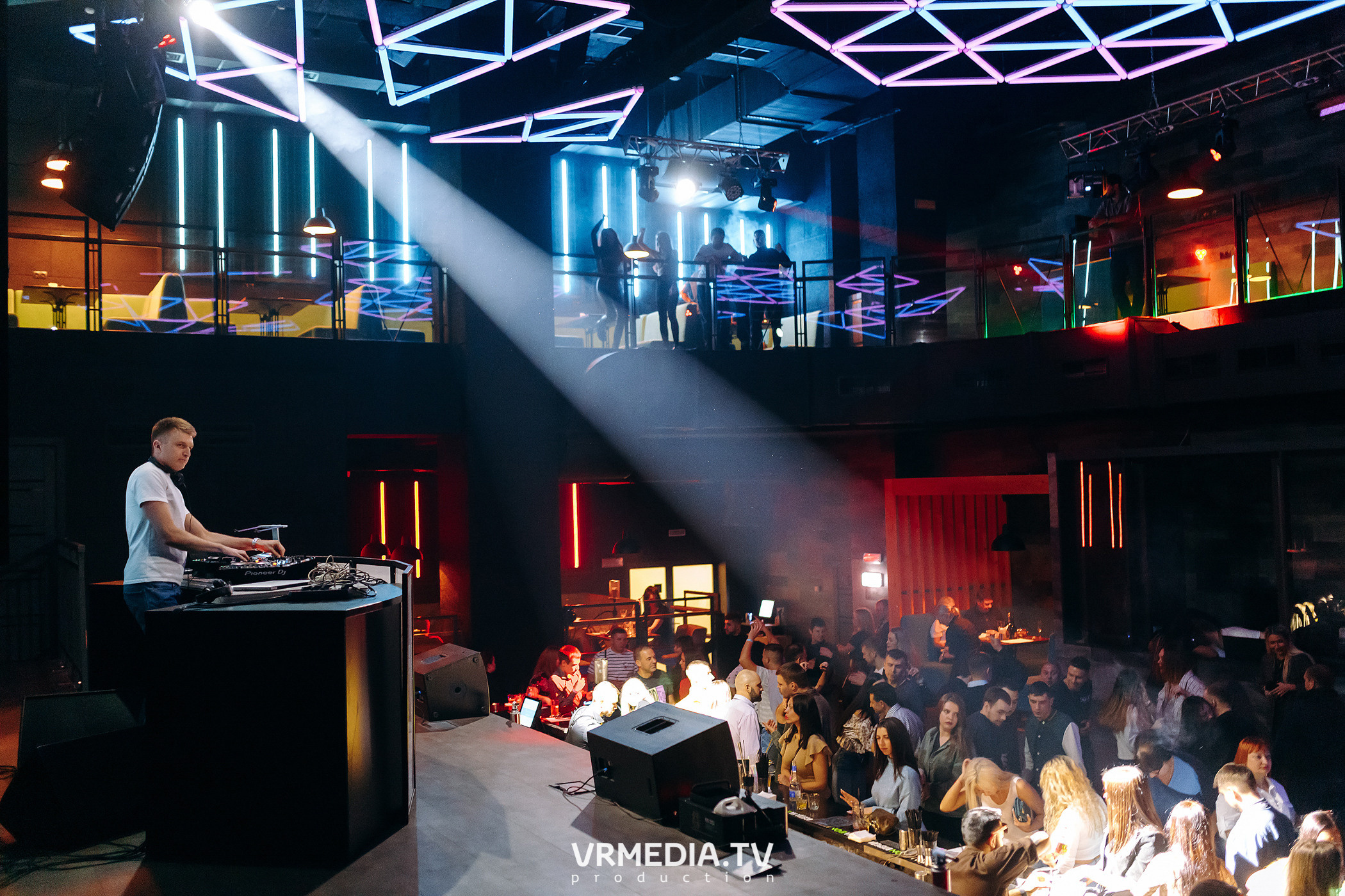 Berlin в НК «ЭФИР»