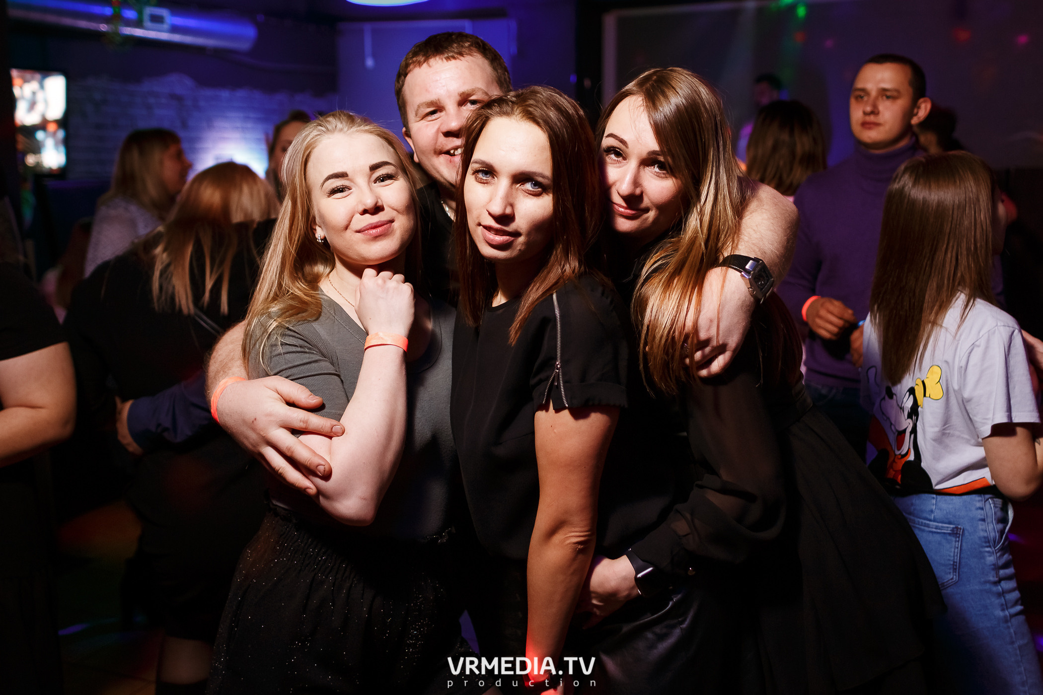 Международный женский день в баре «BORODA»