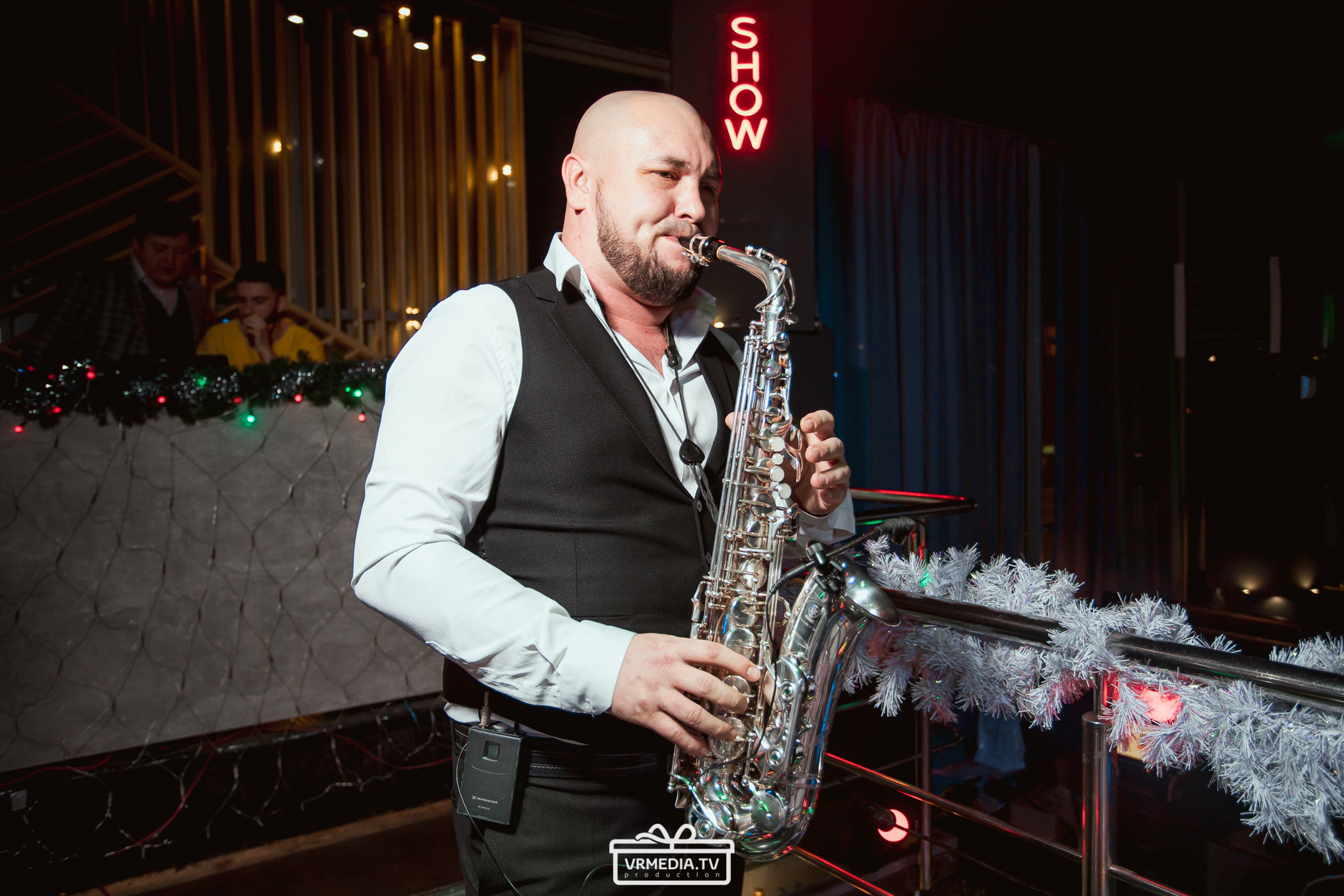 Новогодняя ночь в баре «DOSKI»