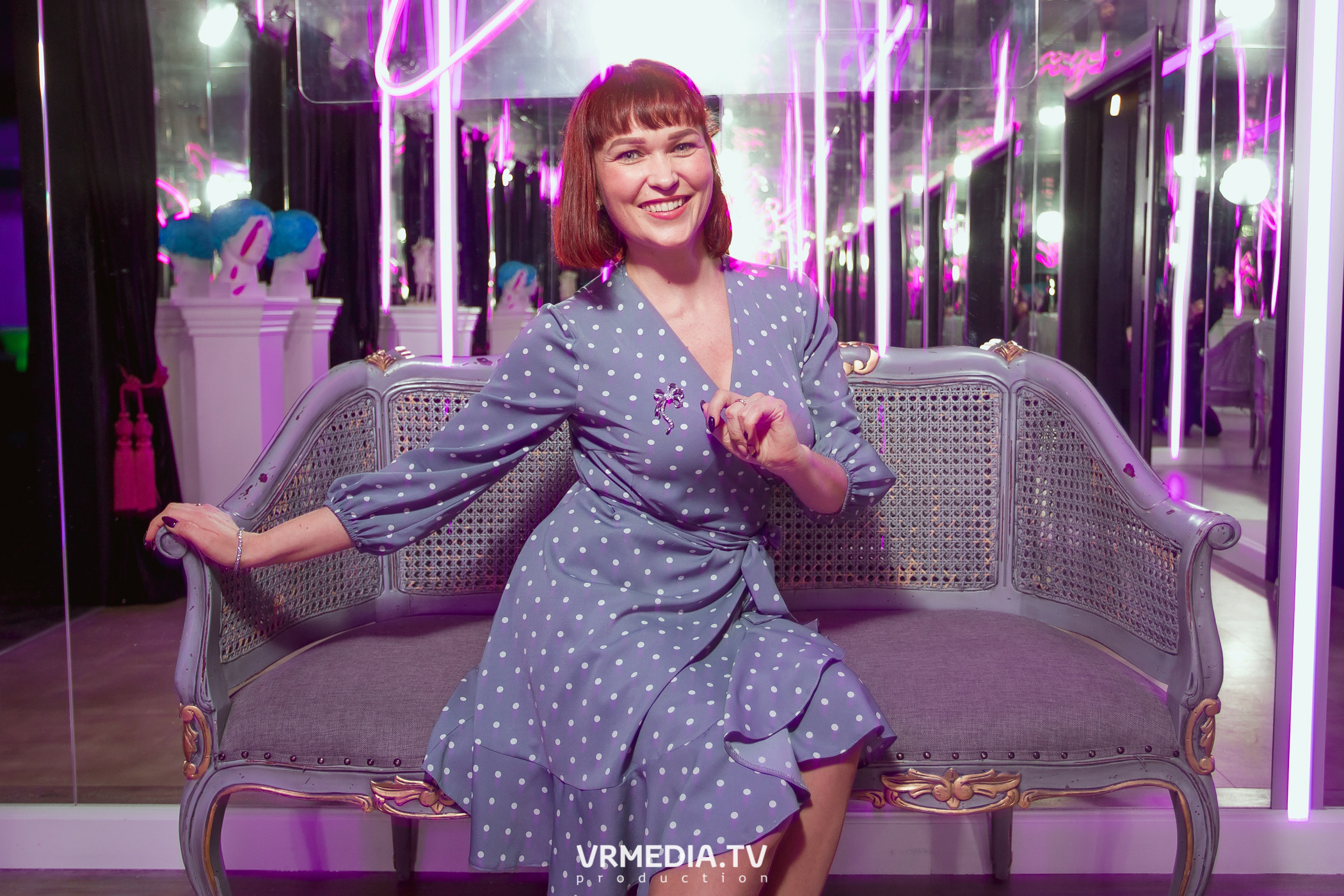 Международный женский день в караоке-баре «Volna»