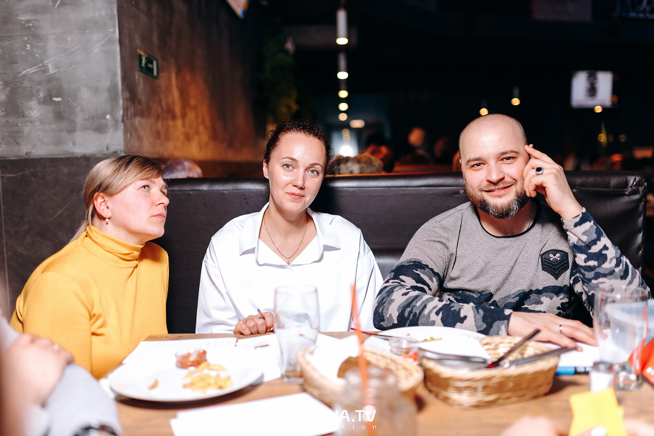 WOW QUIZ в баре «DOSKI»