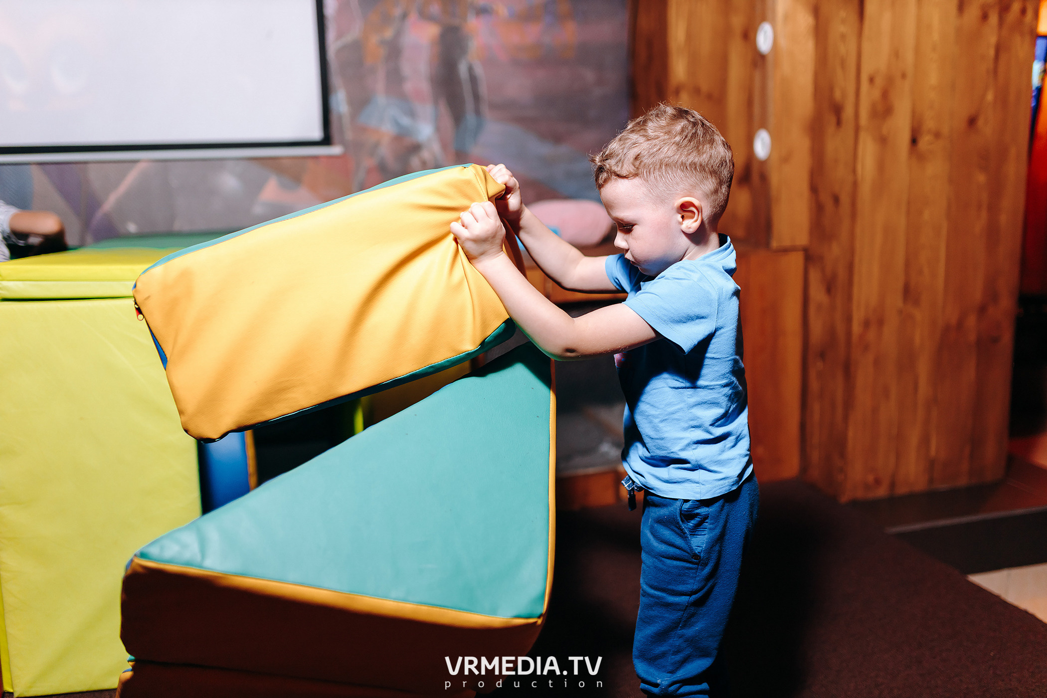 Международный женский день в «Alpen Club»