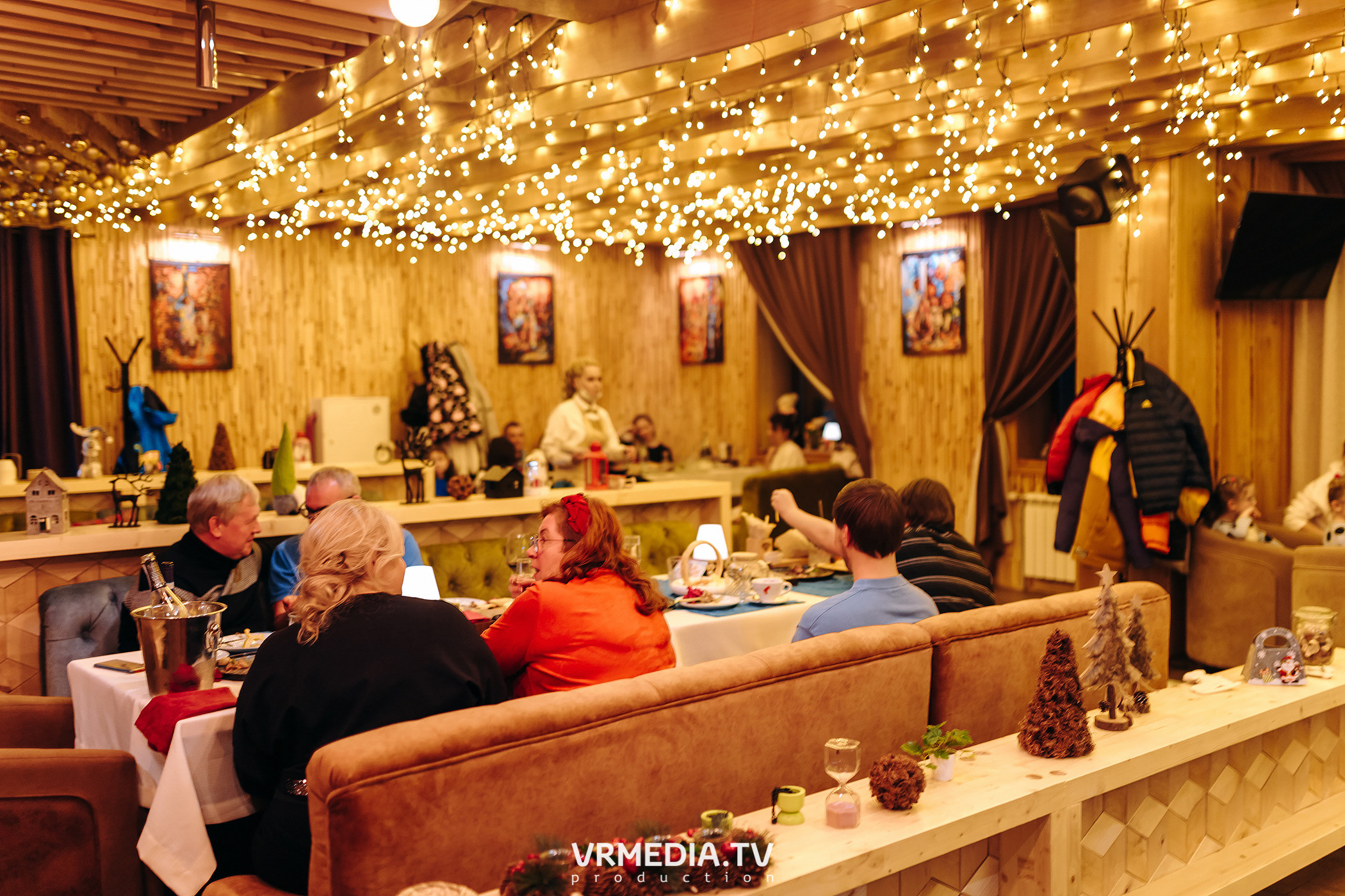 Международный женский день в «Alpen Club»