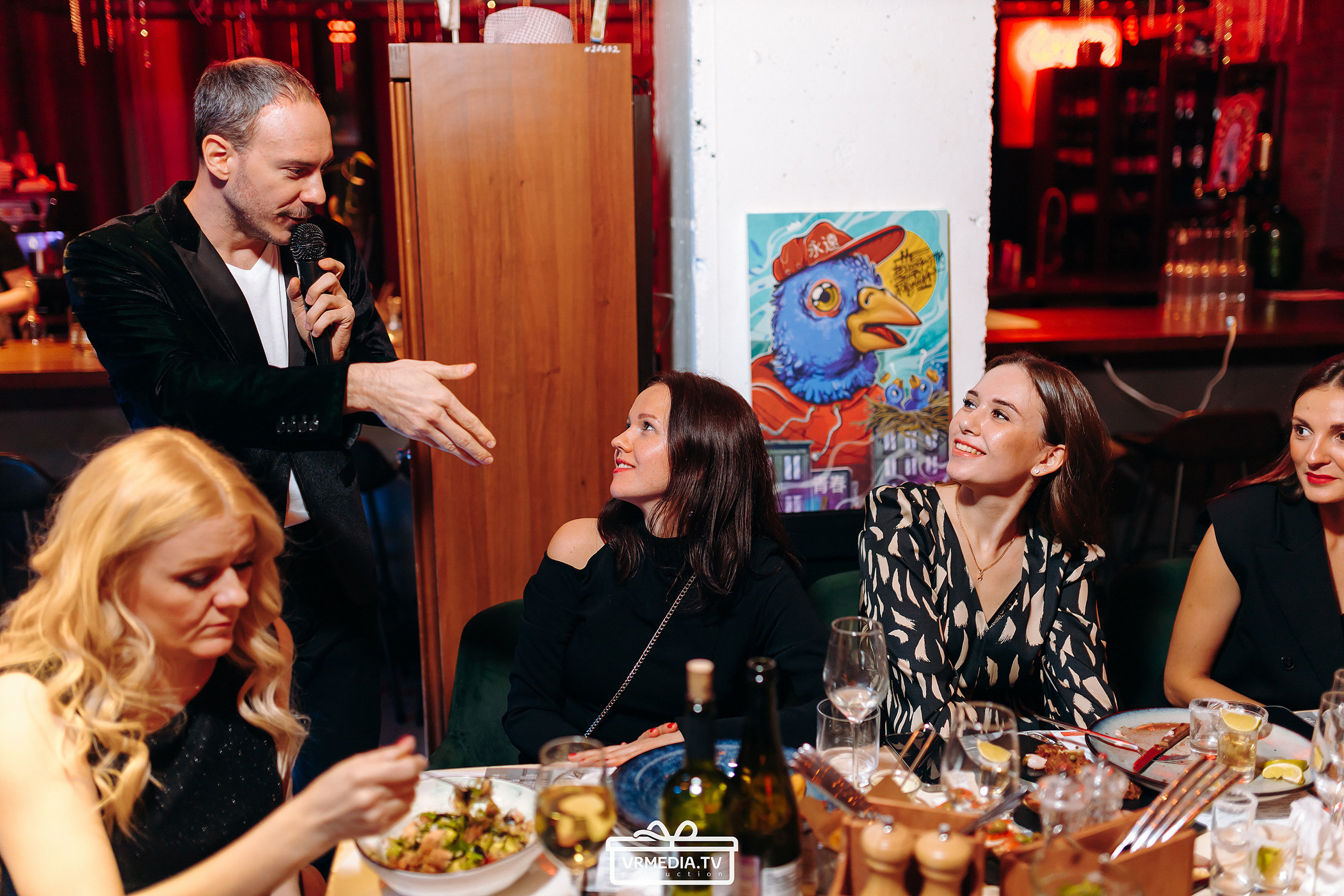 Новогодний вечер в баре «Milton»