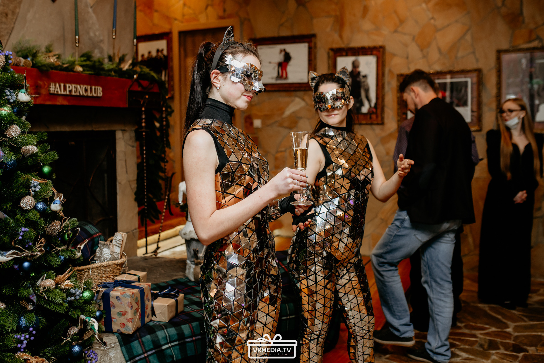 Новогодняя ночь в «Alpen Club»