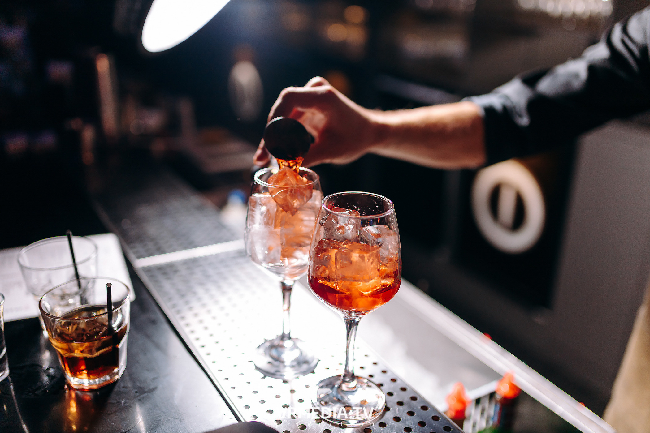 Live Broadcast в ночном клубе «ЭФИР»