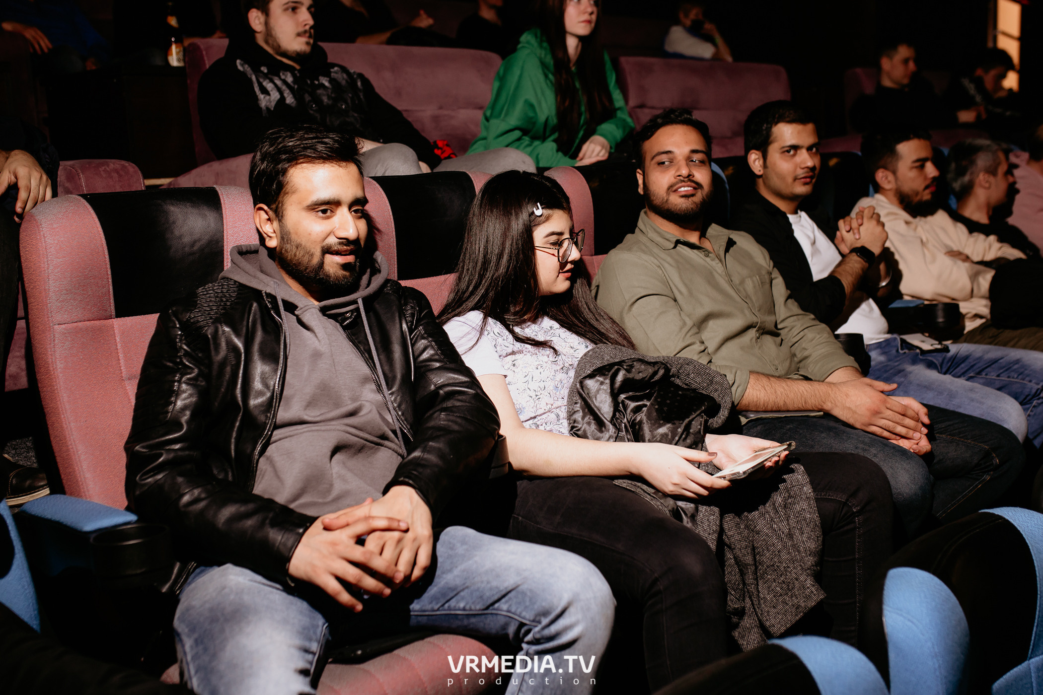 Премьера кемеровского художественного фильма «Чёрное эхо» в кинотеатре