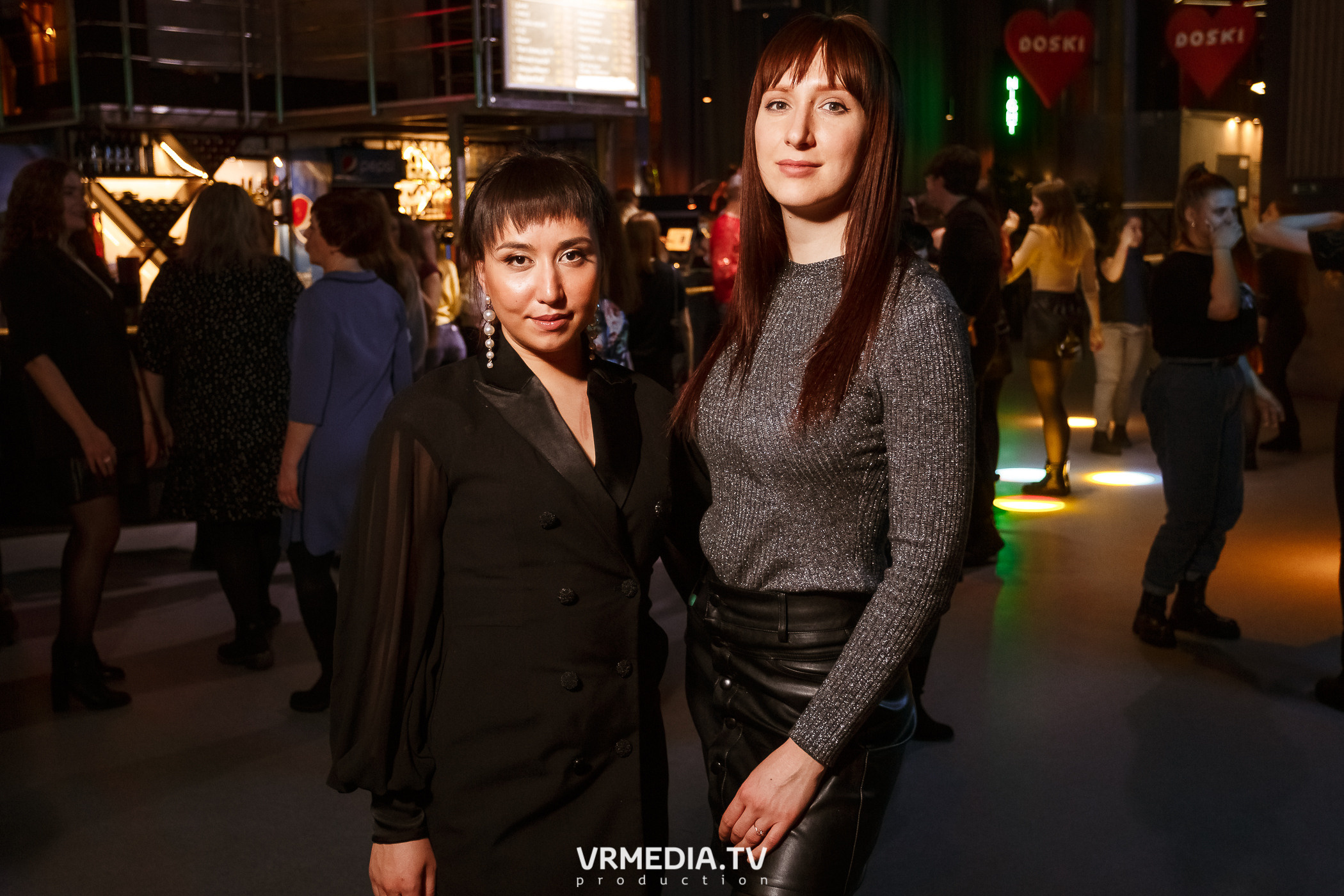 Выходные в баре «DOSKI»