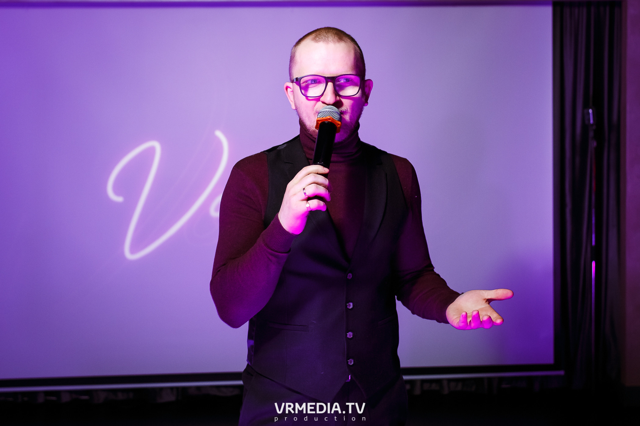 Spring Fever в караоке-баре «Volna»